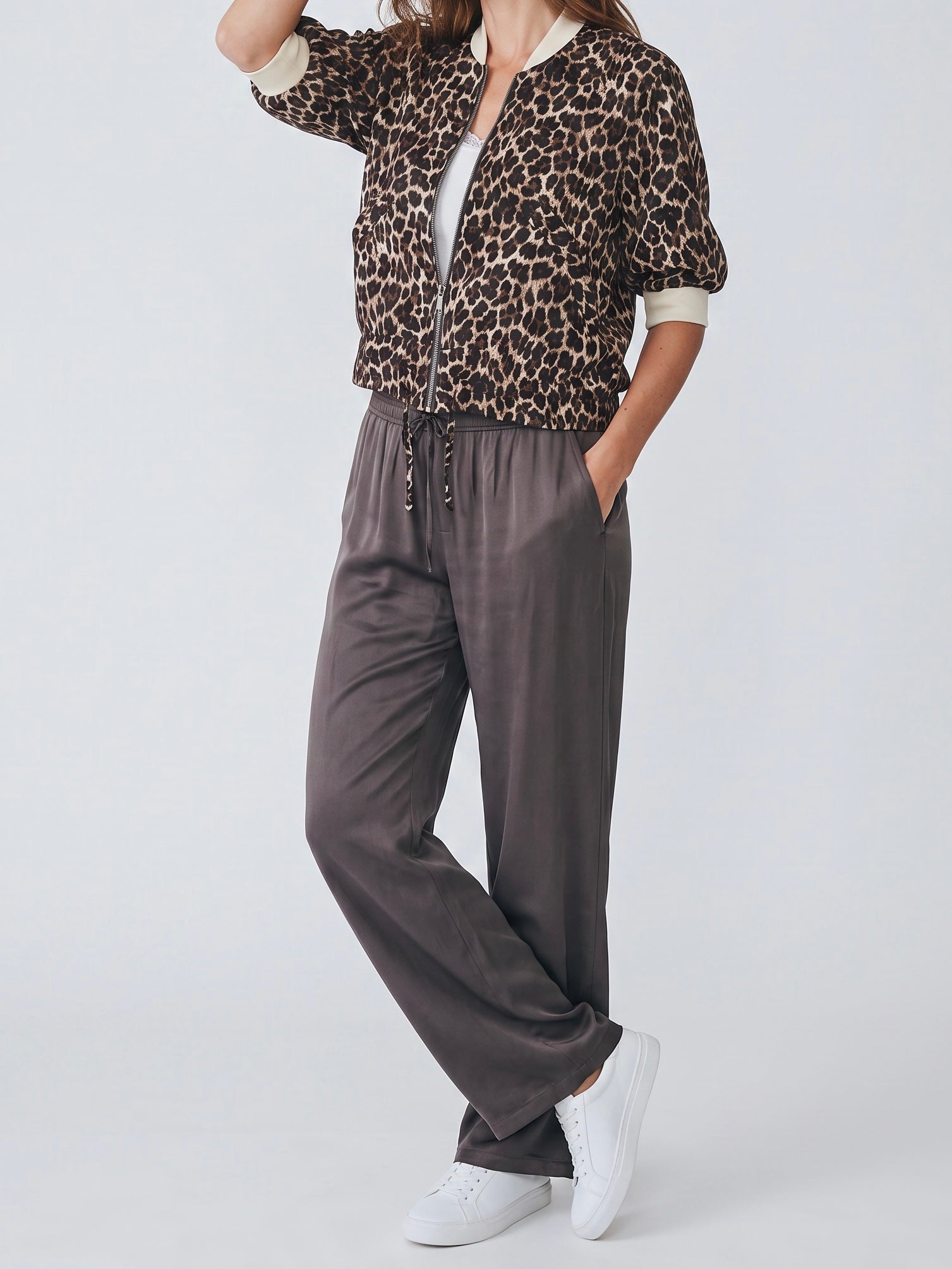 Schicke Blusen - Jacke mit Glanz in 3 Farben