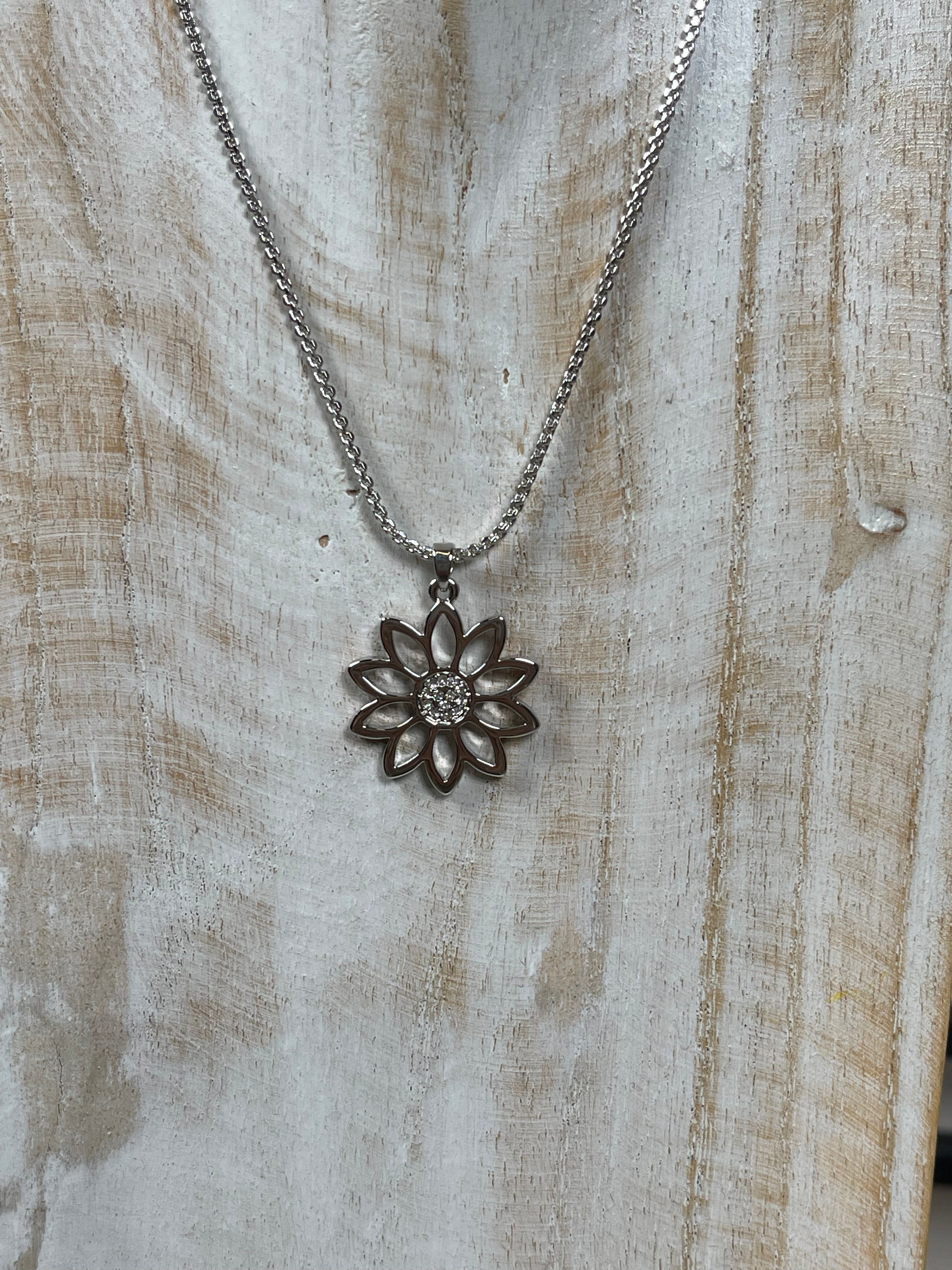 Kette „Blume“ von „Fiorelli“