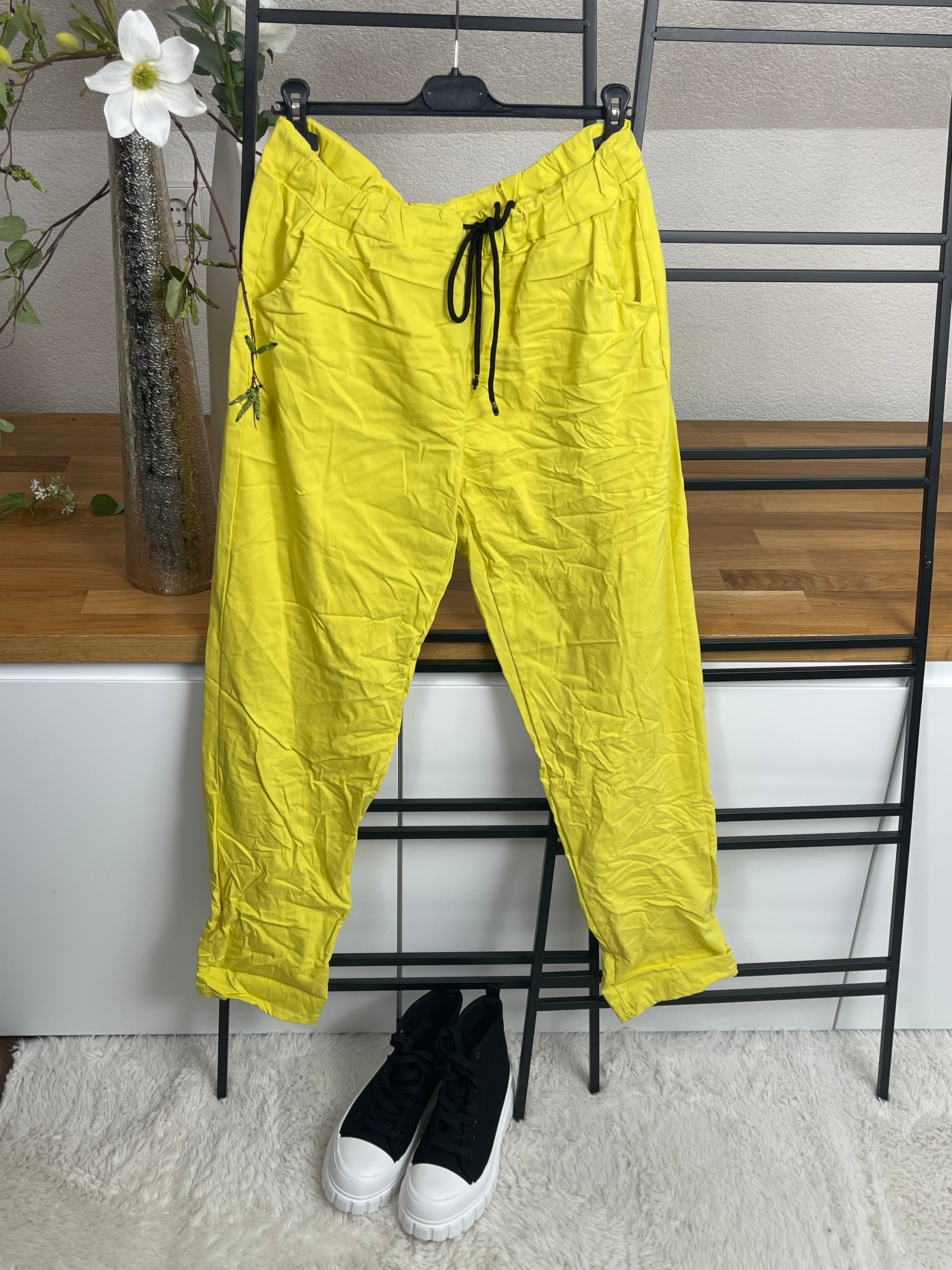 !!!!KEINE RETOURE MÖGLICH!!!! Jogpant „Basic“ Einheitsgröße Gr. 44 - 48+ in zehn Farben