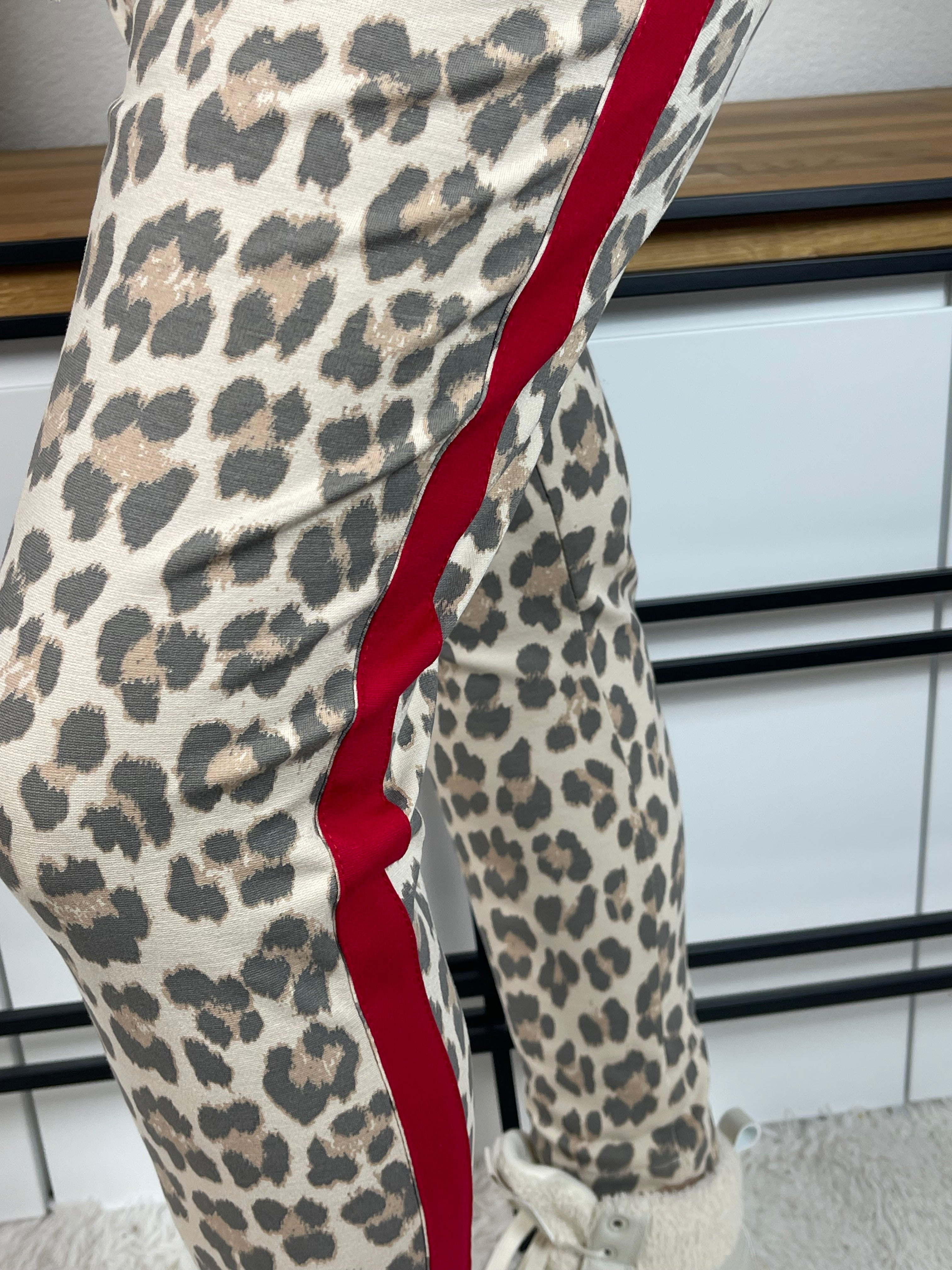 !!!!KEINE RETOURE MÖGLICH!!!! Jogpant „Animal“ Gr. 36 - 42