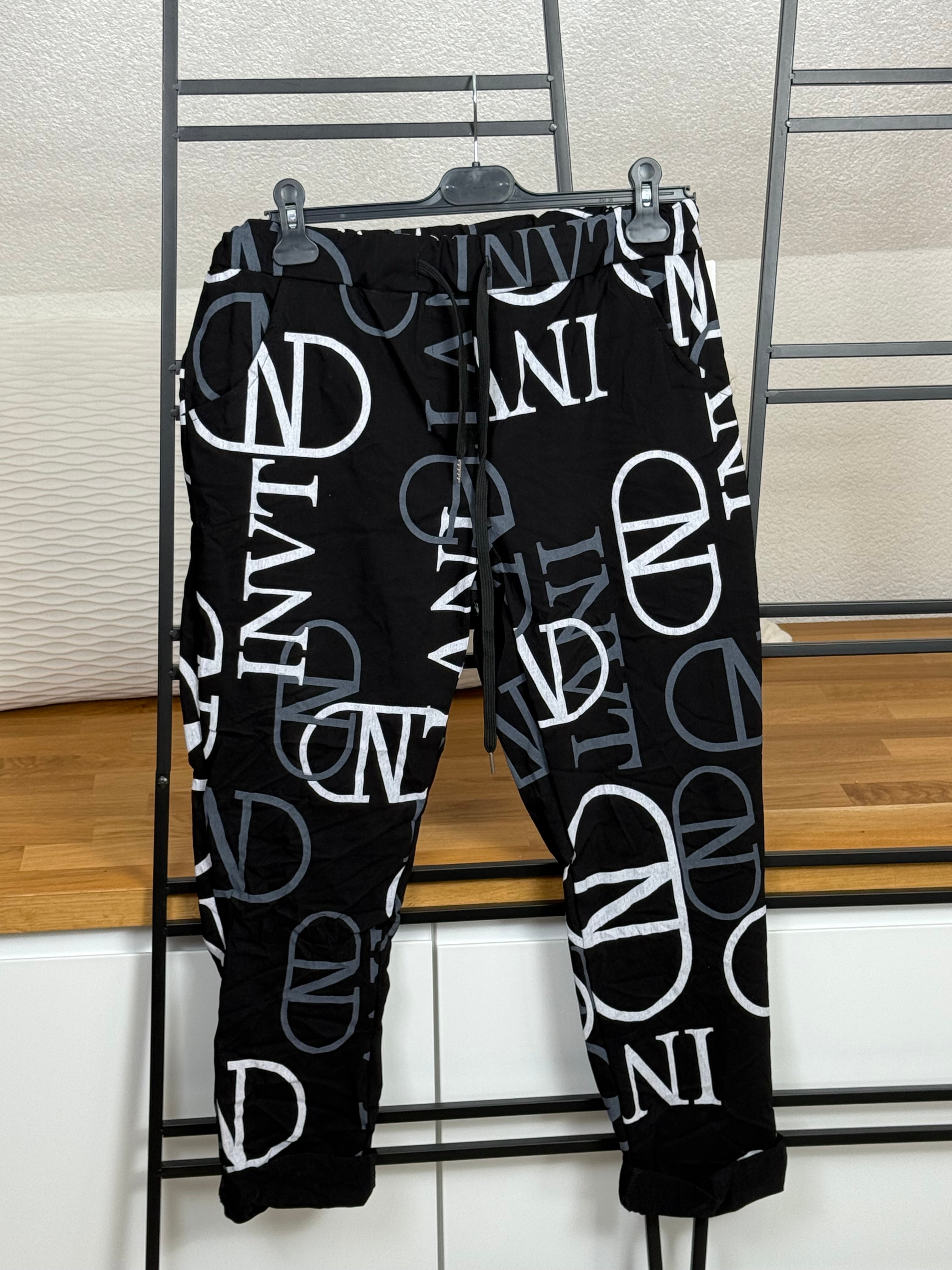 Jogpant „Letter“ Gr. 38 - 44 in 4 Farben