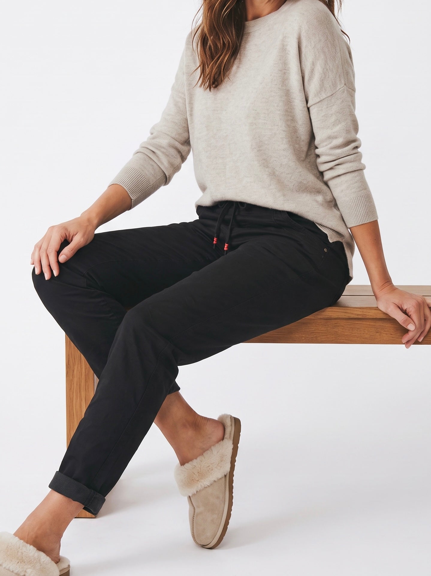 Jeans mit Kordelzug in 2 Farben