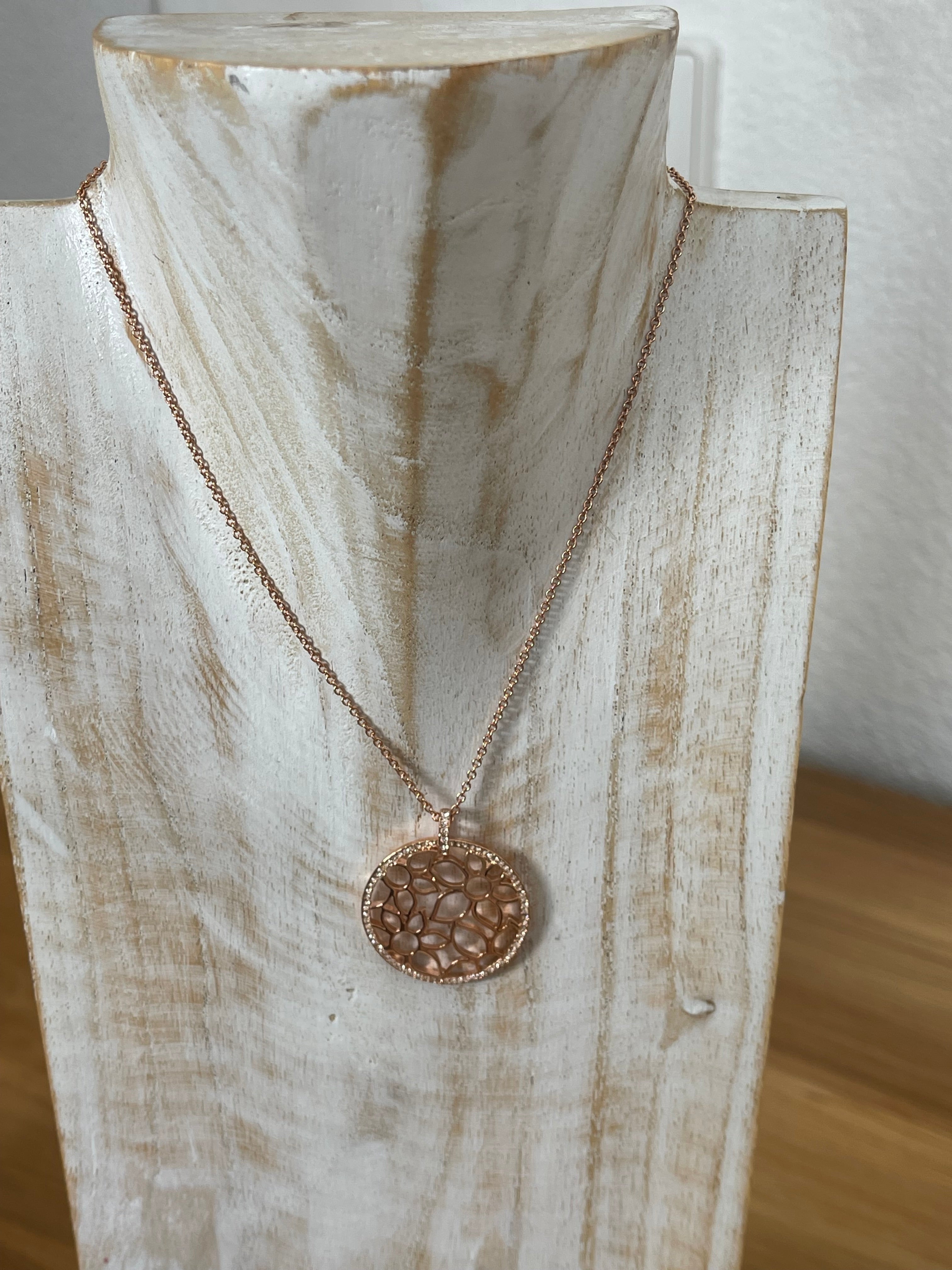 Kette „Blüte“ von „Fiorelli“