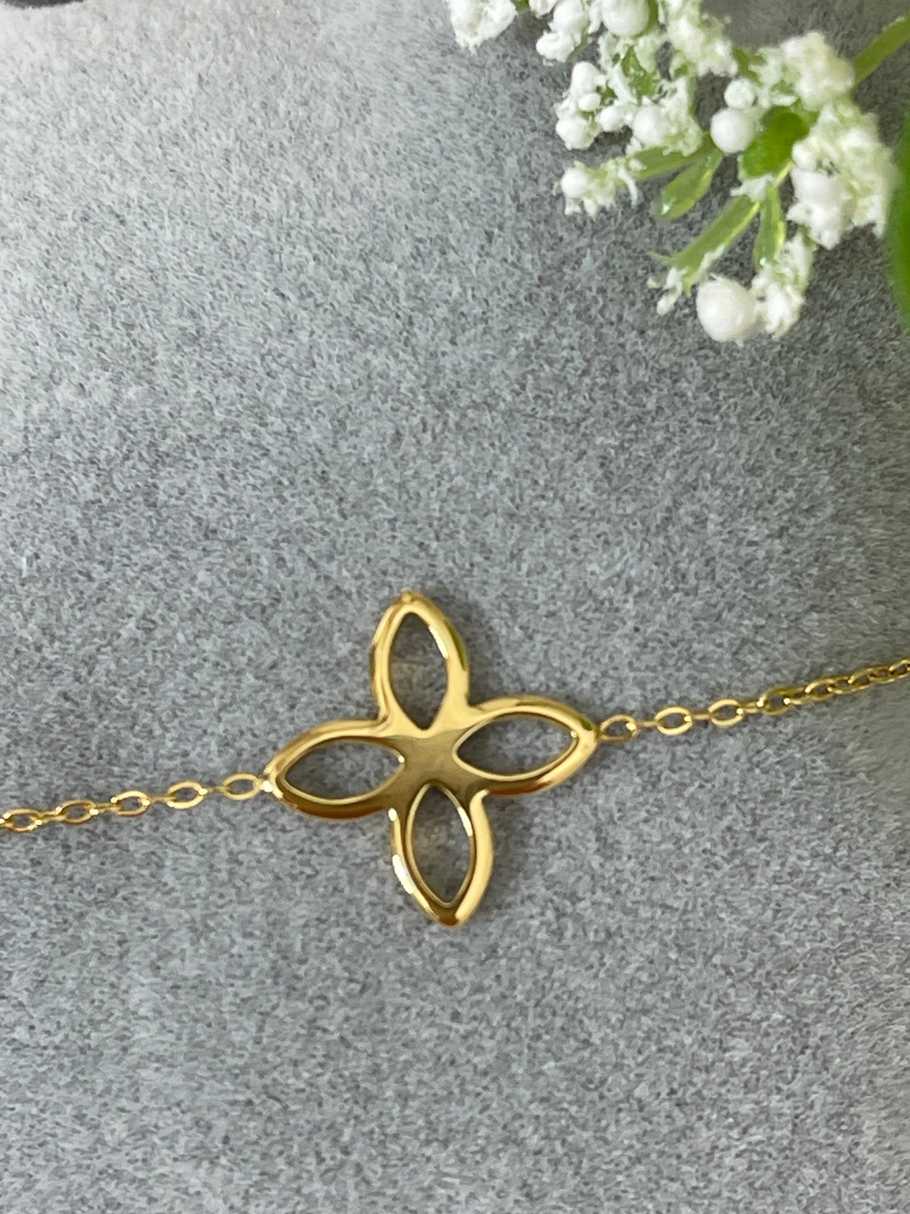 Elegantes Damen - Armband „Blüte“ Edelstahl gold