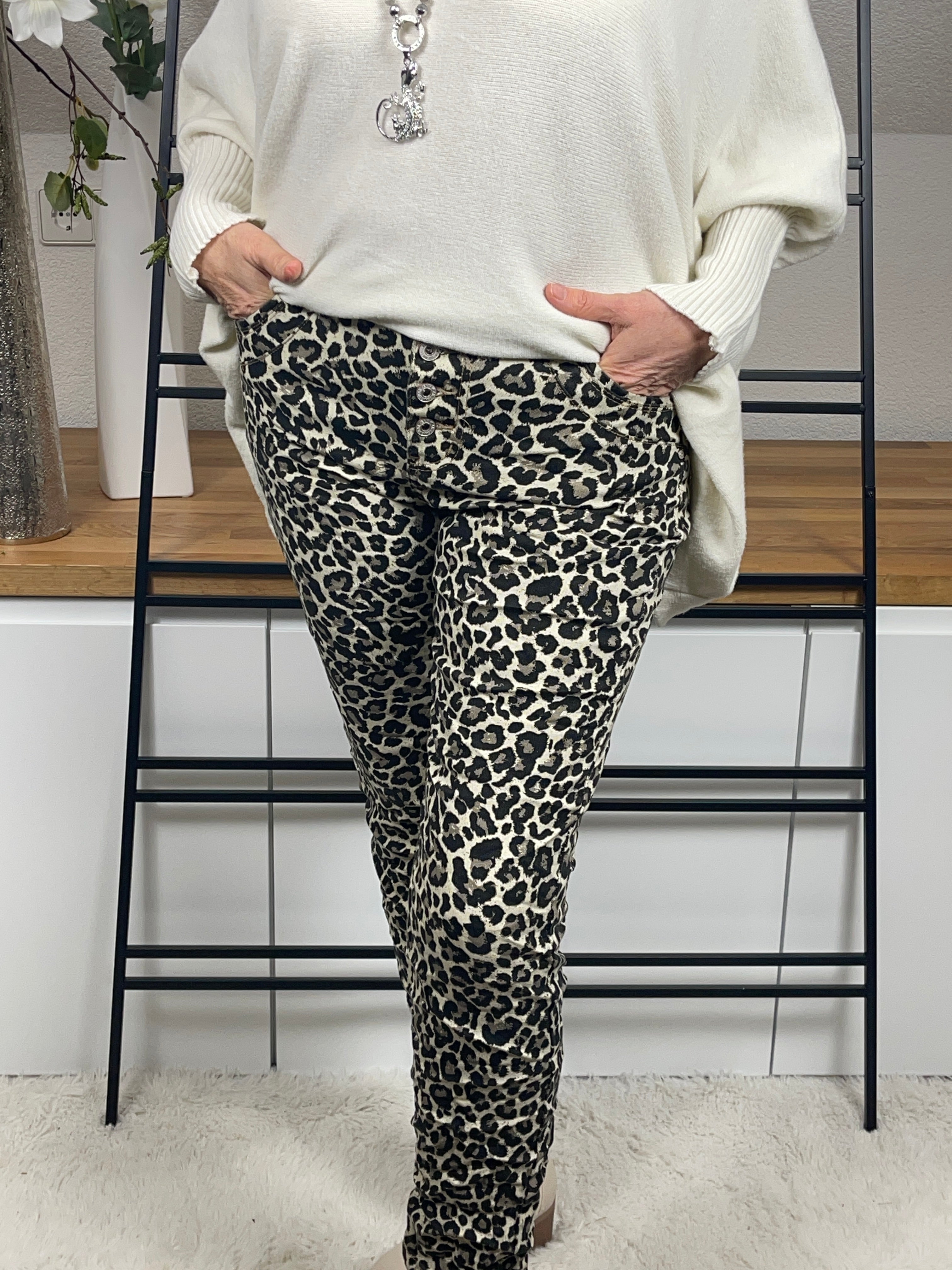 Damen - Jeans „Animal Print“ Look