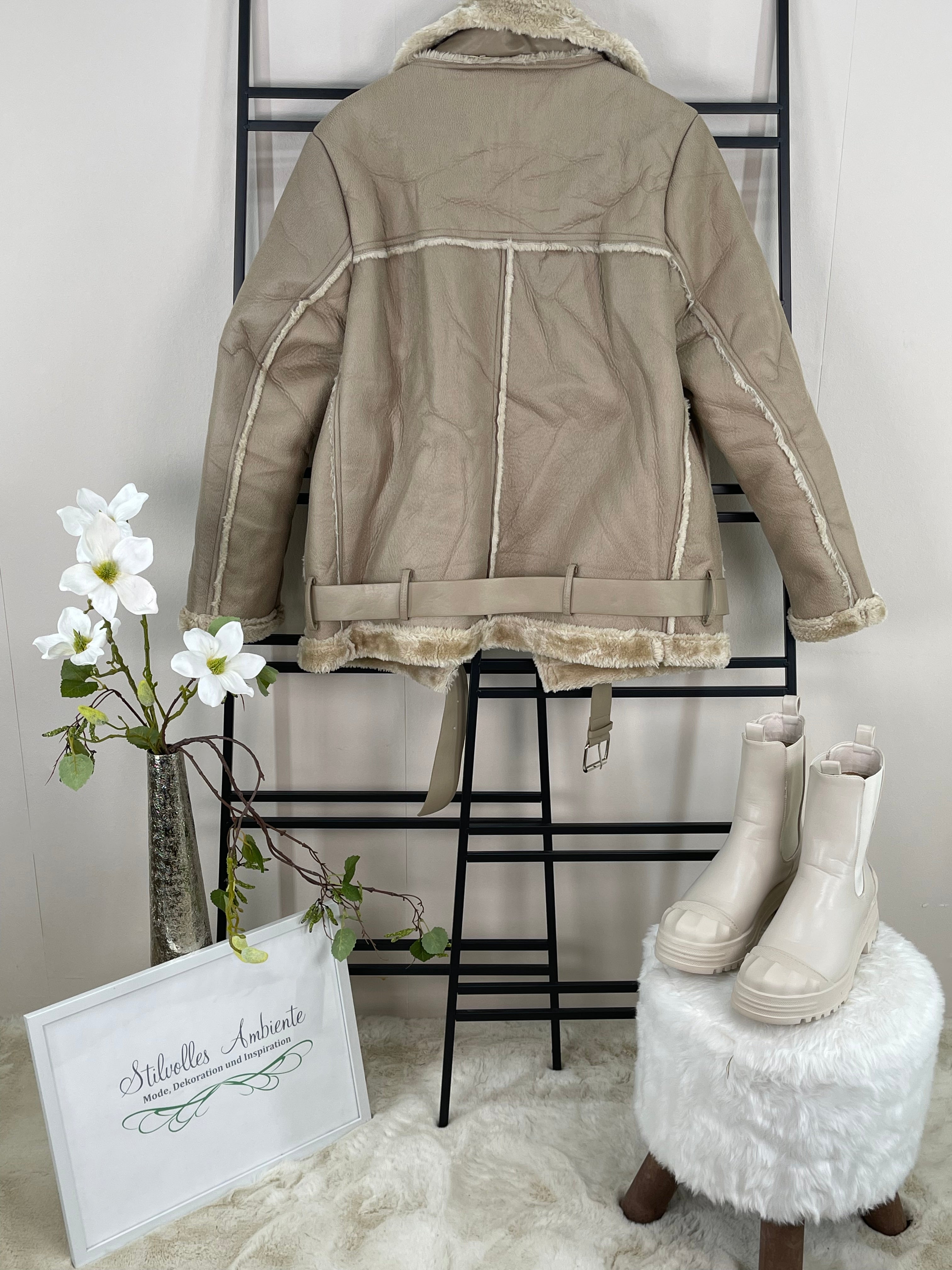 Jacke „Warmup“ Gr. 36 - 40/42