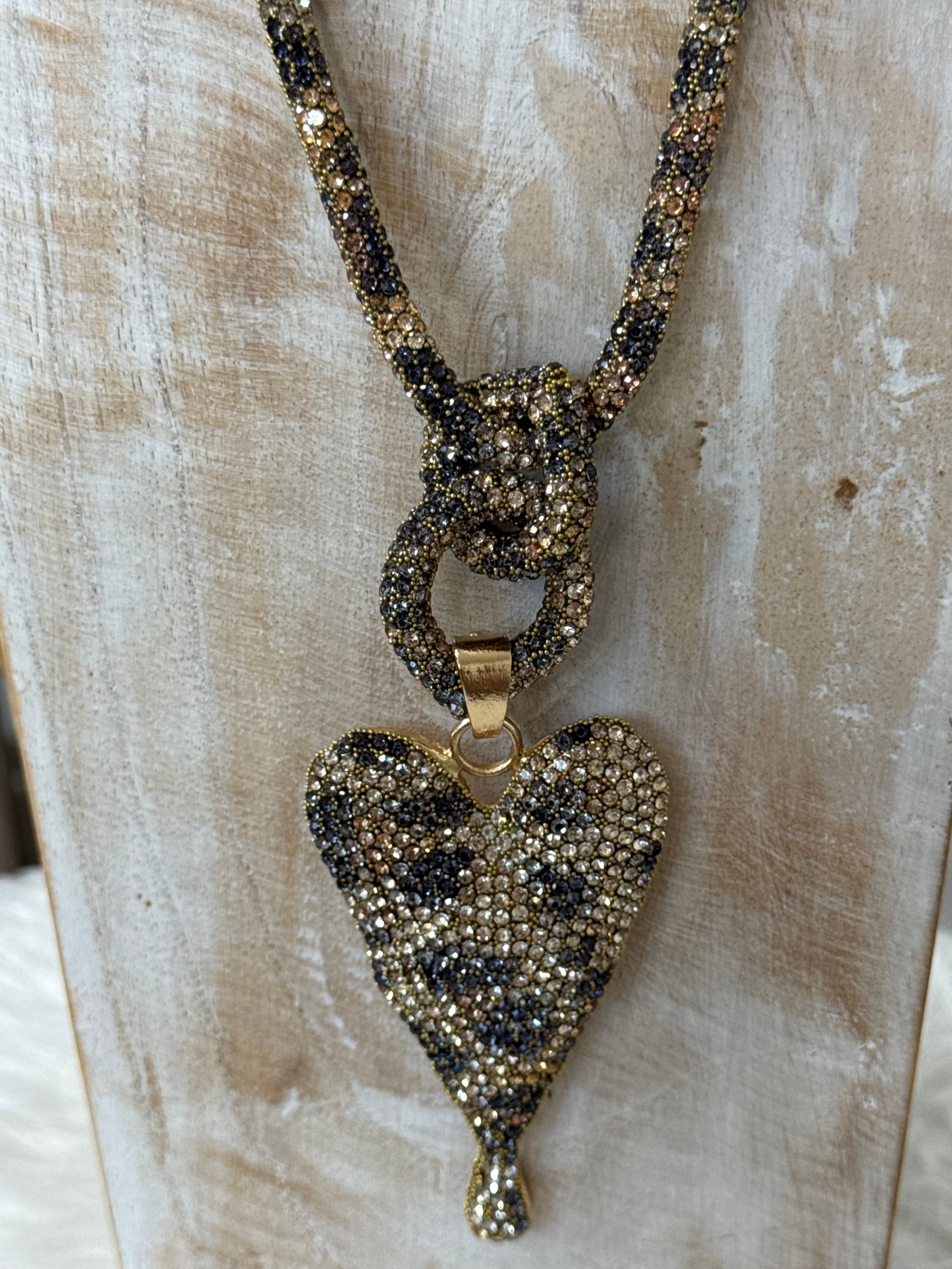 Lange Kette „Herz“ mit „Animal Print“ in gold - silber - schwarz