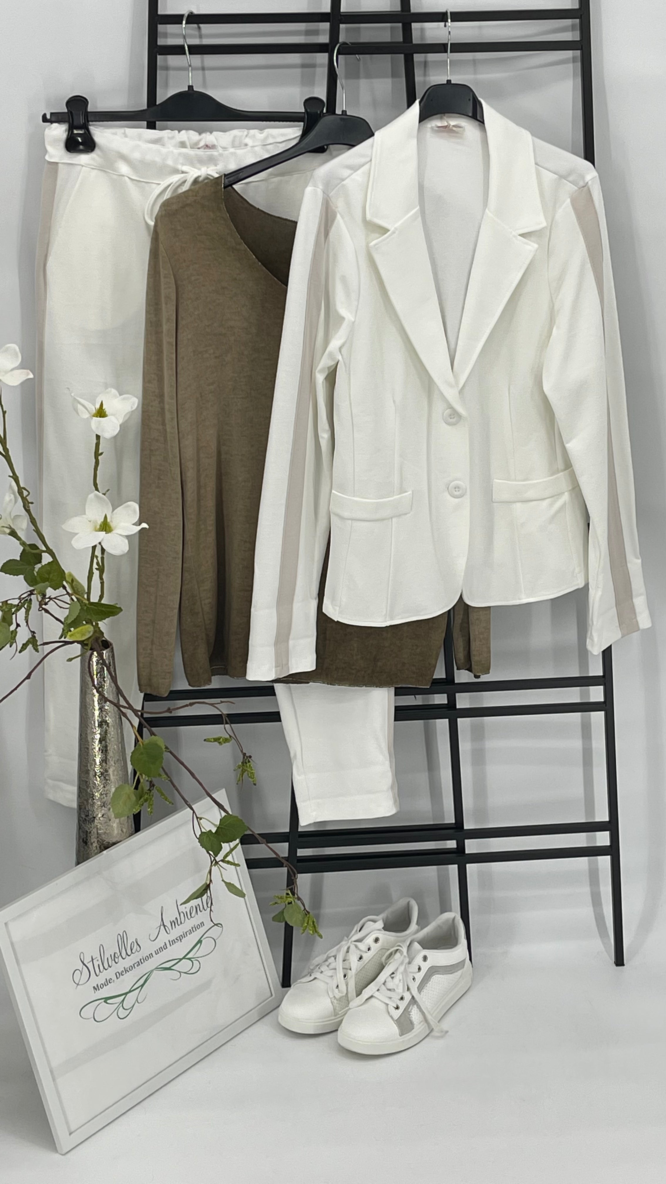 !!!!KEINE RETOURE MÖGLICH!!!! 
Shirt Einheitsgrösse Gr. 36 - 38/40