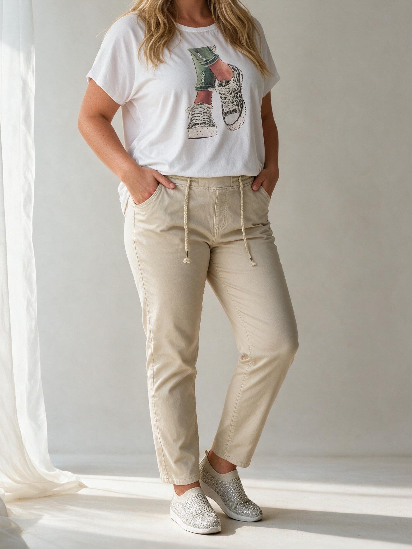 Jeans mit Kordelzug in 3 Farben