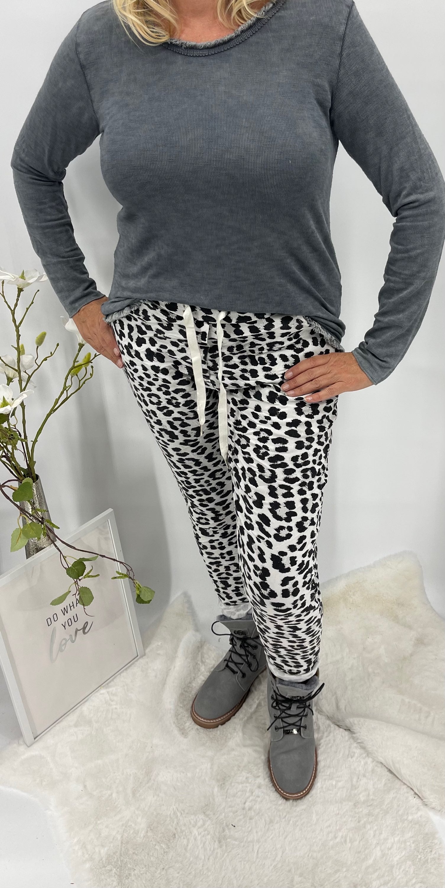 !!!!KEINE RETOURE MÖGLICH!!!! 
Shirt „Feinstrick“ Einheitsgrösse Gr. 36 - 40/42