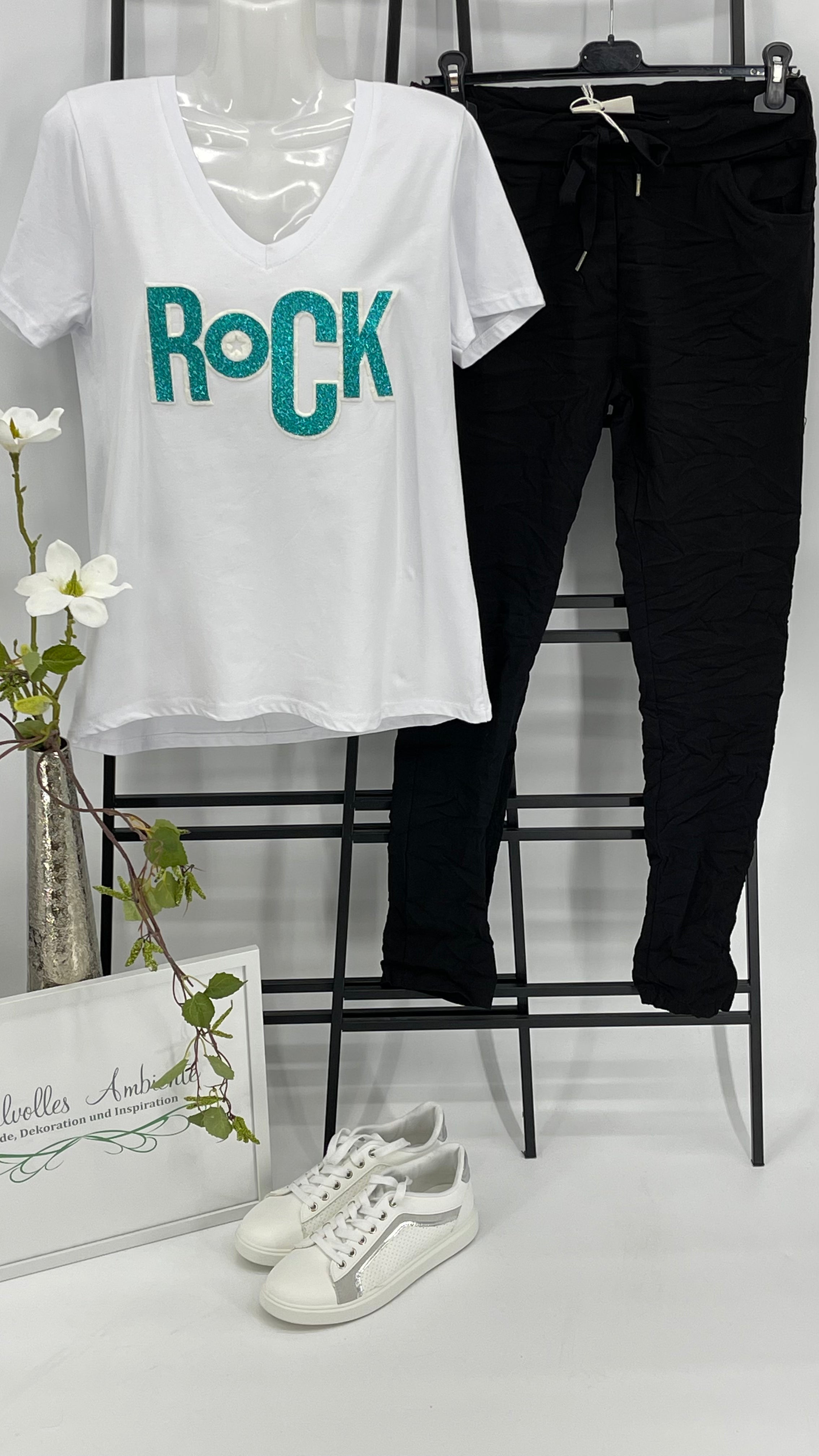 !!!!KEINE RETOURE MÖGLICH!!!! 
T - Shirt „Rock“ Einheitsgrösse Gr. 36 - 40 in 3 Farben