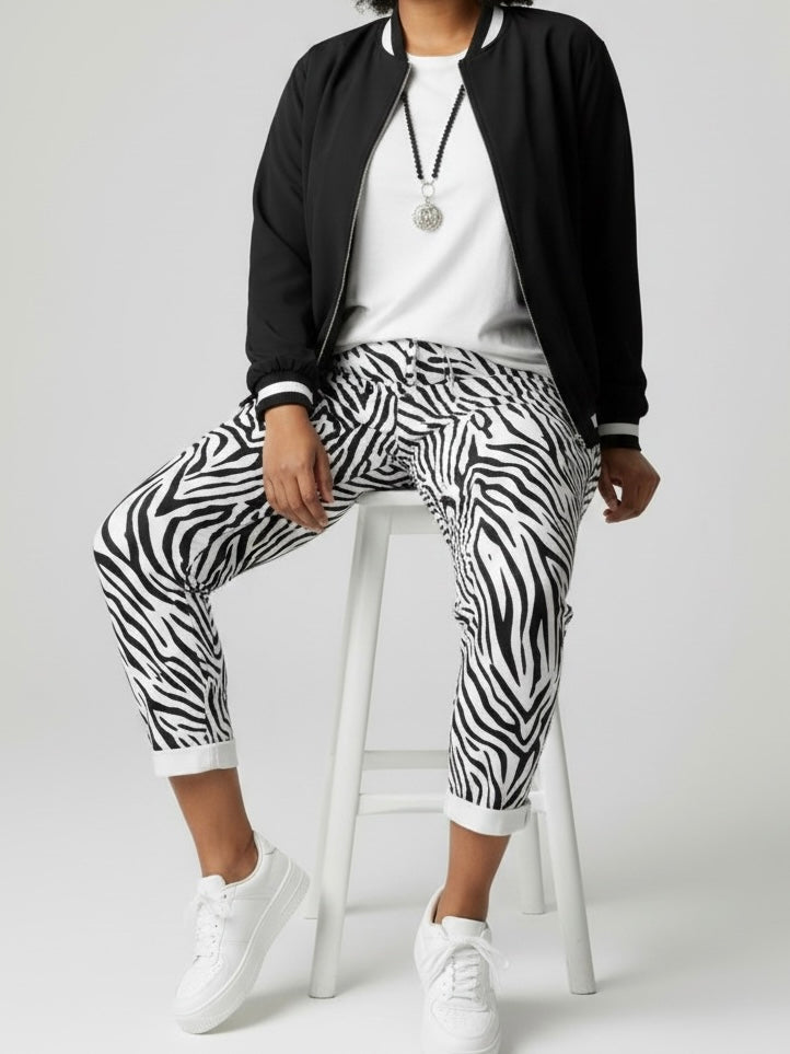 Hochwertiger Blouson mit „Strickbündchen“ Einheitsgrösse Gr. 42 - 46 in schwarz