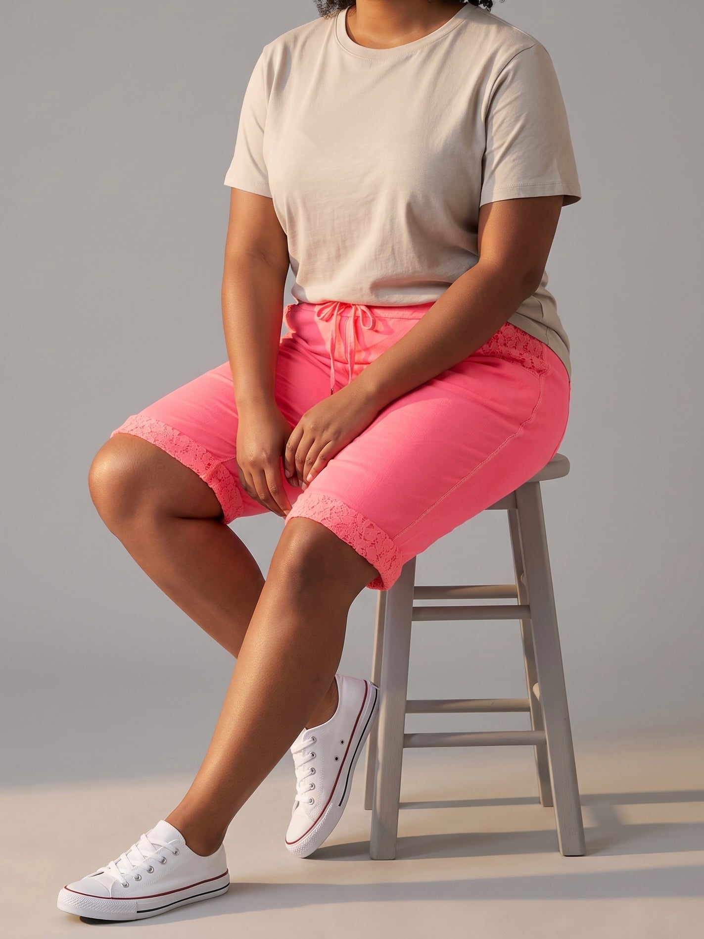 3/4 Jogpant - Short mit Spitze in Neonkoralle