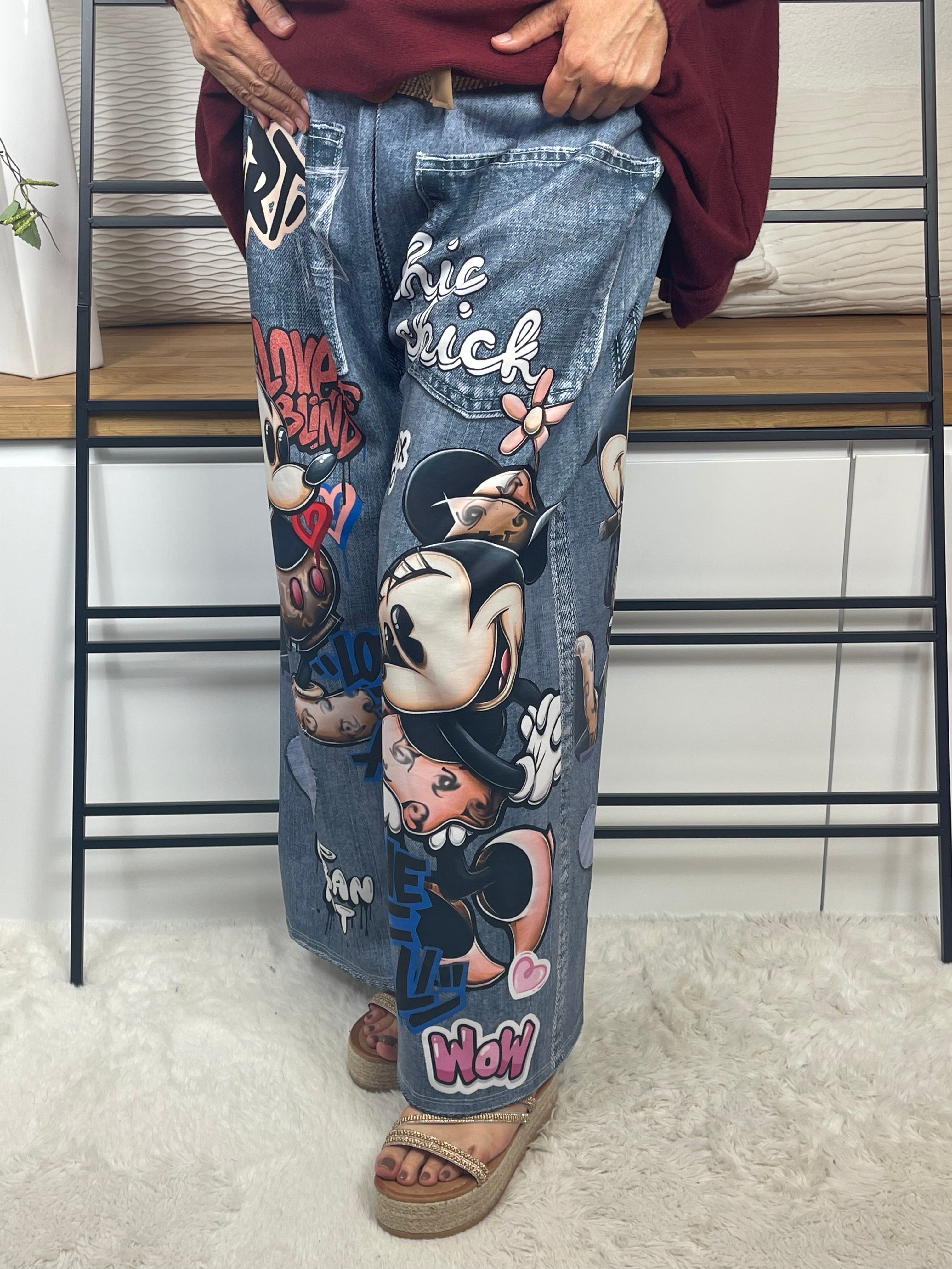 !!!!KEINE RETOURE MÖGLICH !!!!Elegante weite Damen - Jogpant „Mickey - Minney“ mit „3 D“ Effekt Einheitsgrösse Gr. 44 - 54 in 5 Varianten