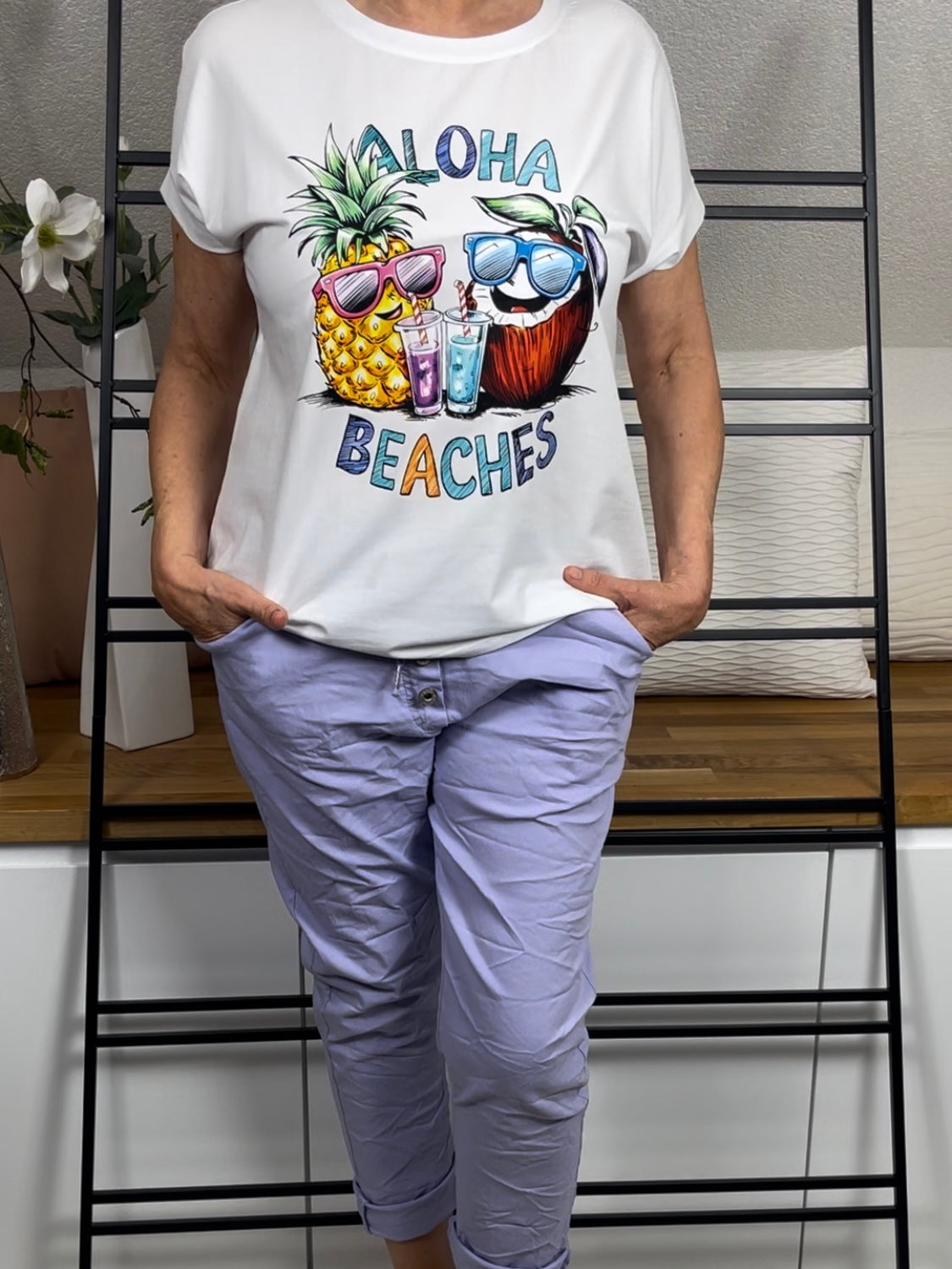 !!!!KEINE RETOURE MÖGLICH!!!! Damen T - Shirt „Aloha Beaches“ Einheitsgrösse Gr. 40 - 44/46