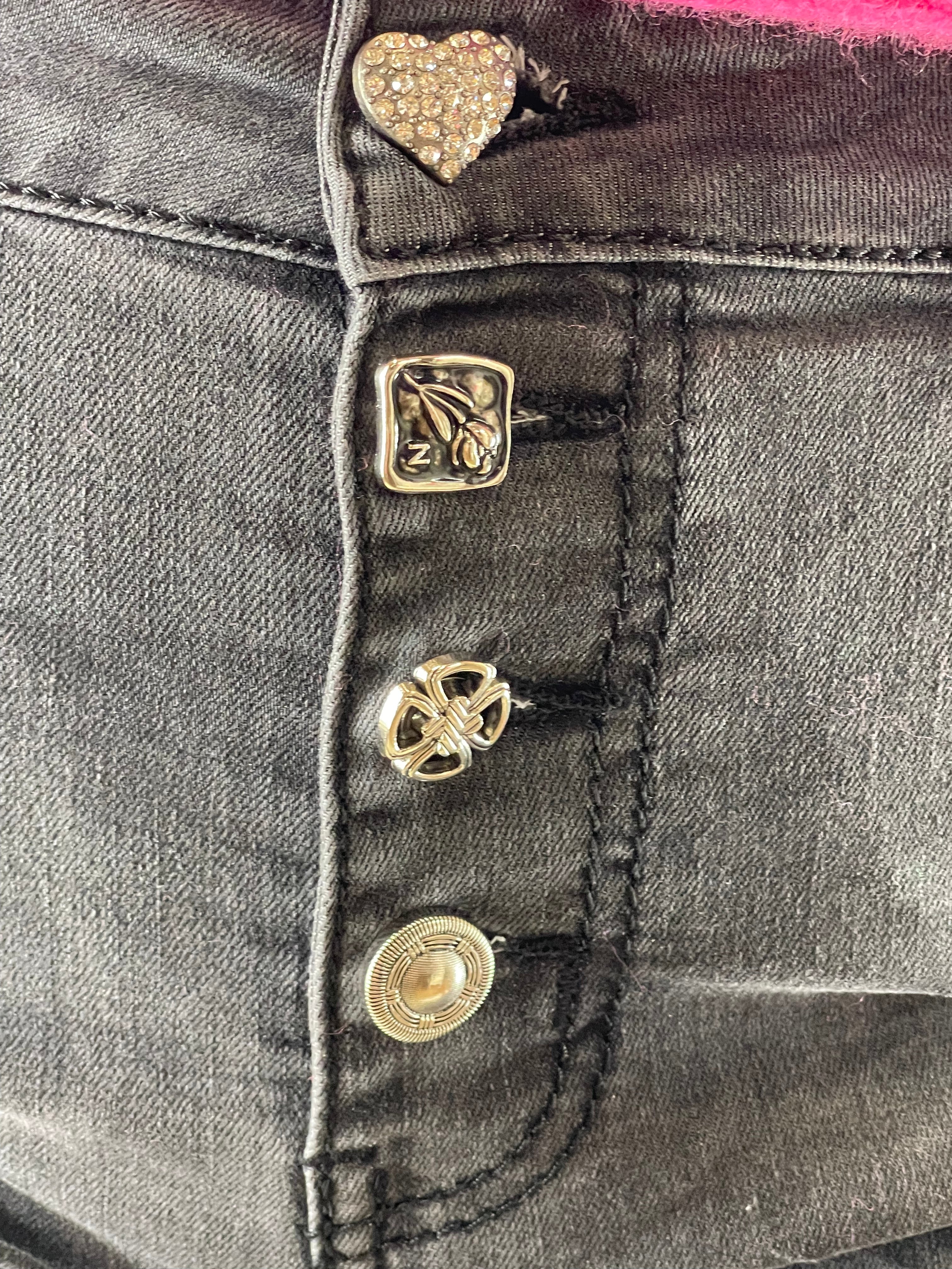 !!!!KEINE RETOURE MÖGLICH!!!! 
Jeans „Alessa“ mit  „Herz“ Gr. 36 - 46