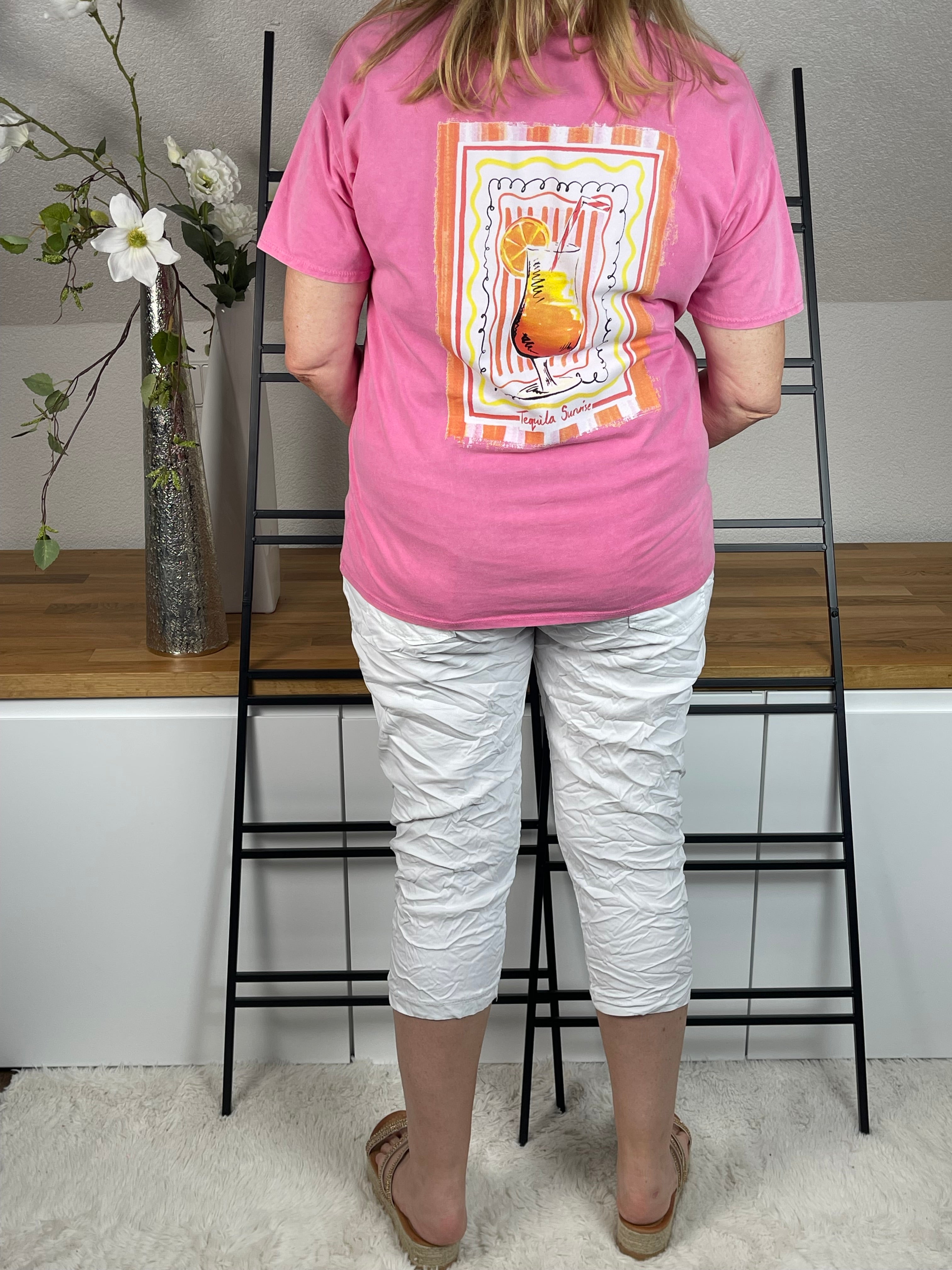 !!!KEINE RETOURE MÖGLICH!!!                                   T  - Shirt „Woman“ Einheitsgrösse Gr. 38 - 42/44 in 3 Farben