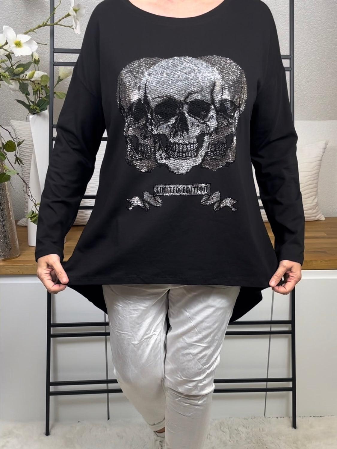 Long - Shirt „Totenkopf“ von EU-Queen Gr. 36 - 48