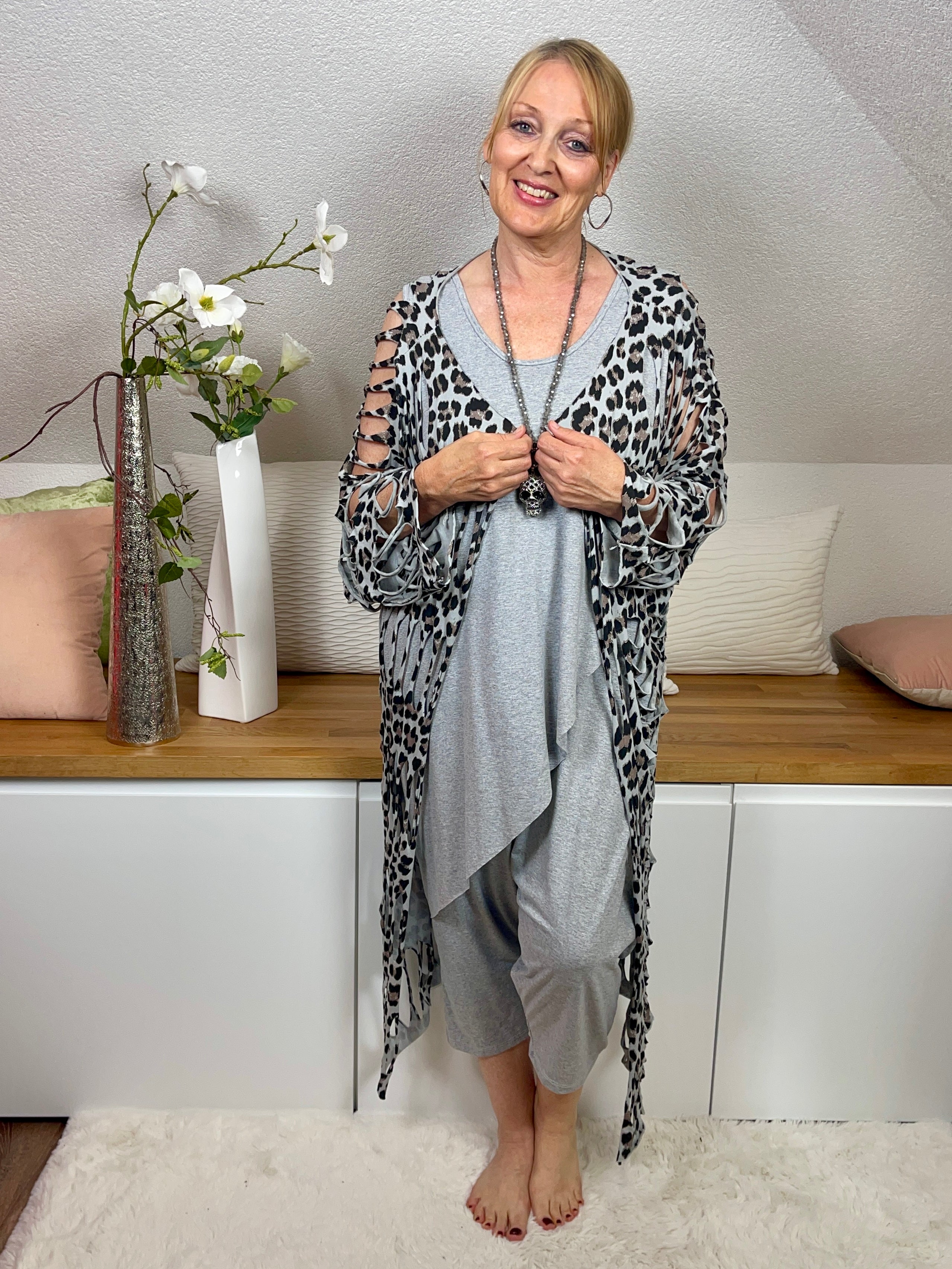 !!!!KEINE RETOURE MÖGLICH!!!! Leichte Damen - Longjacke „Animal Lochi“ Einheitsgrösse Gr. 36 - 46