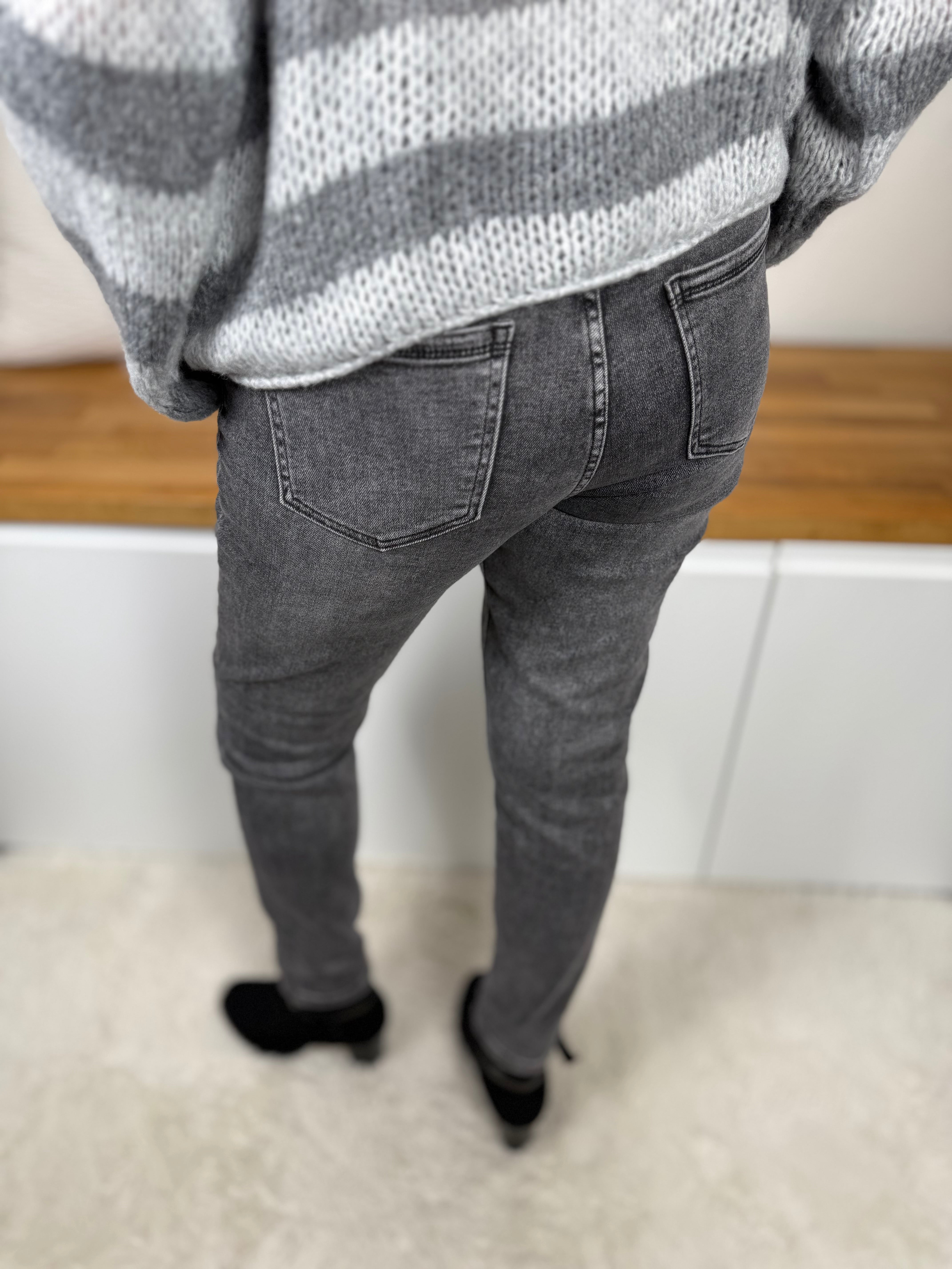 Damen Jeans mit schönem Farbverlauf Gr. 38 bis 48 in dunkelgrau