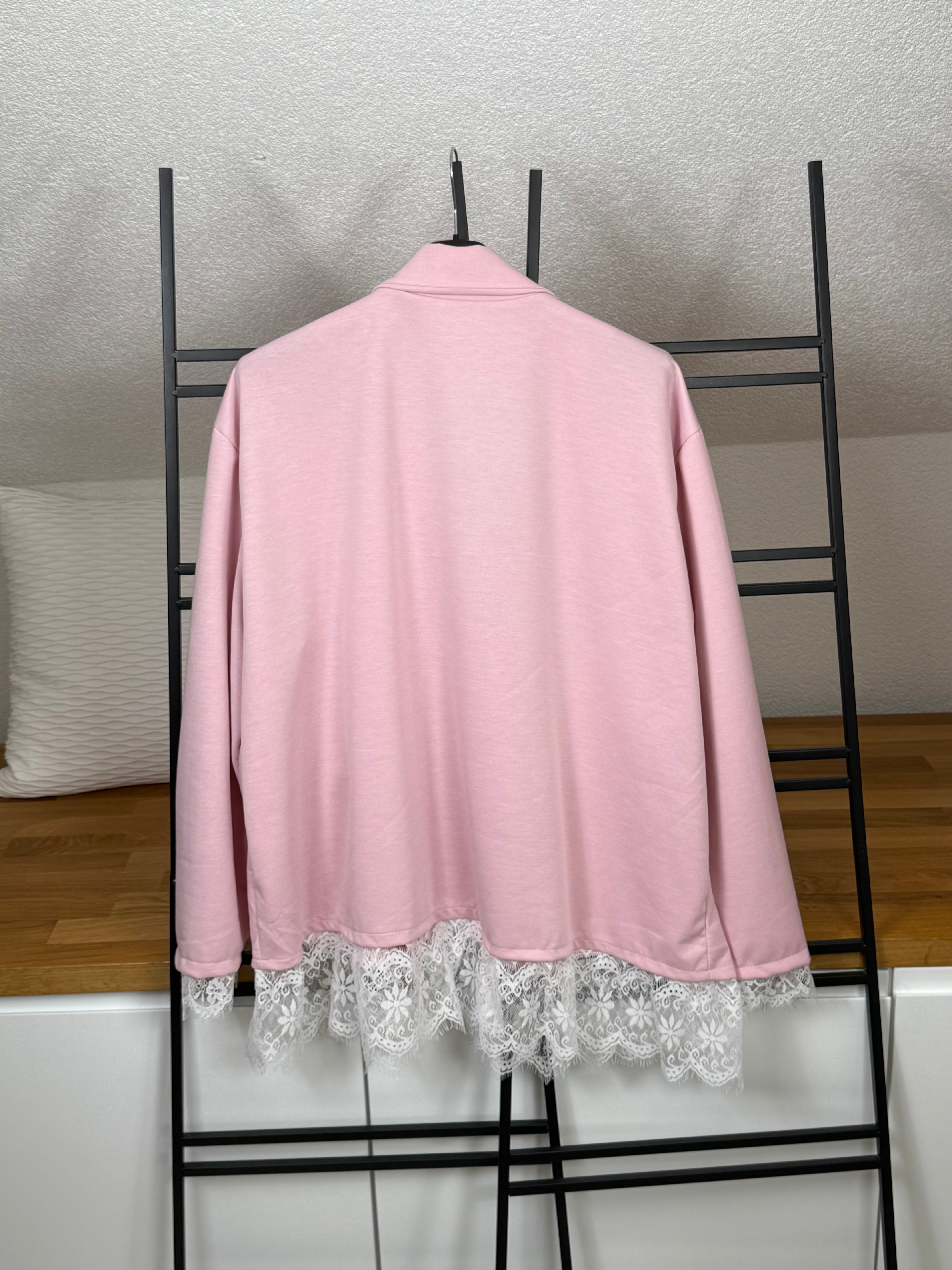 Eleganter Blazer „Fluffi“ mit edler Spitze Einheitsgrösse Gr. 44 - 50 in 4 Farben