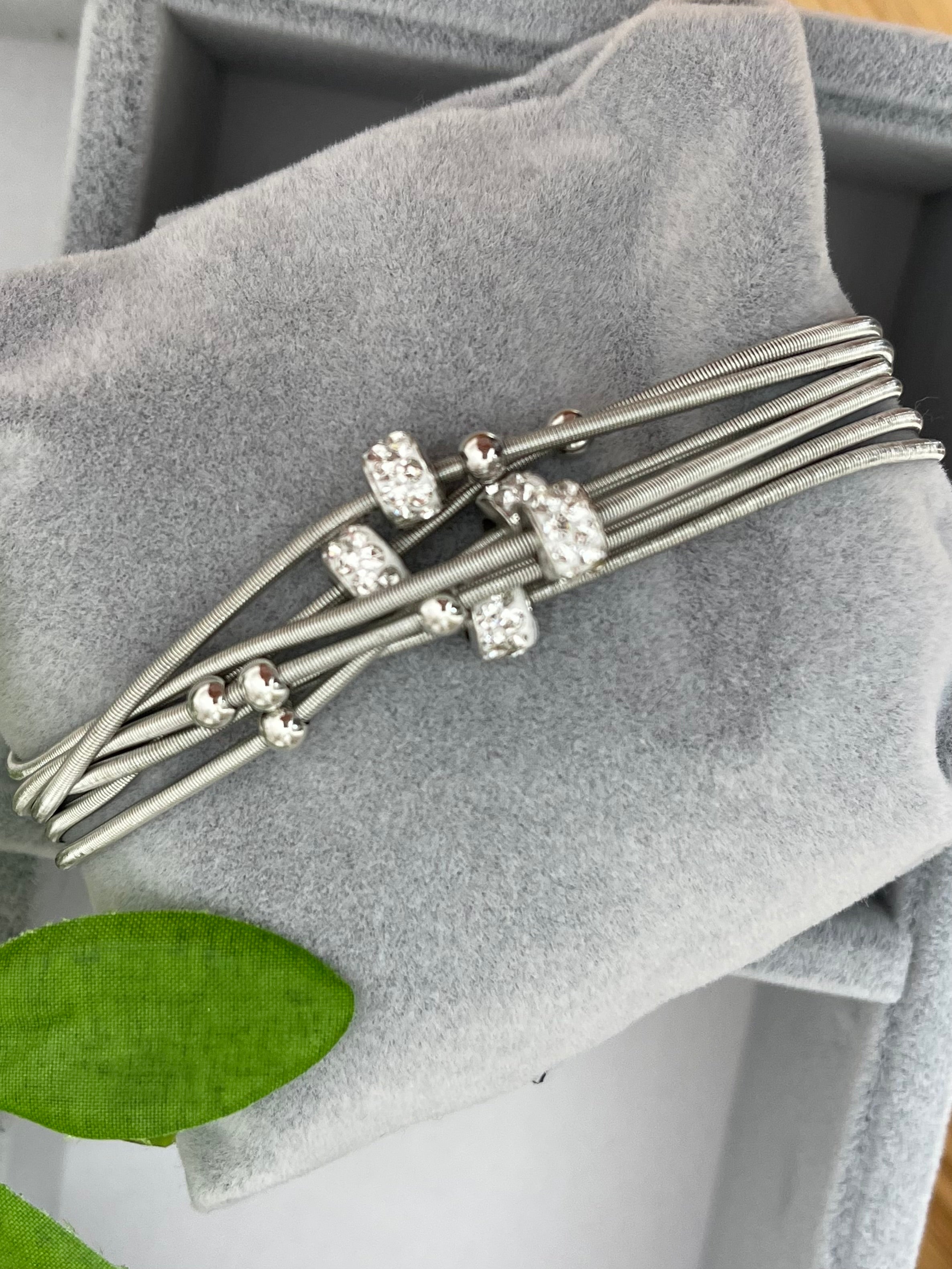 Elegantes Damen - Armband mit Magnetverschluss Edelstahl in 3 Farben