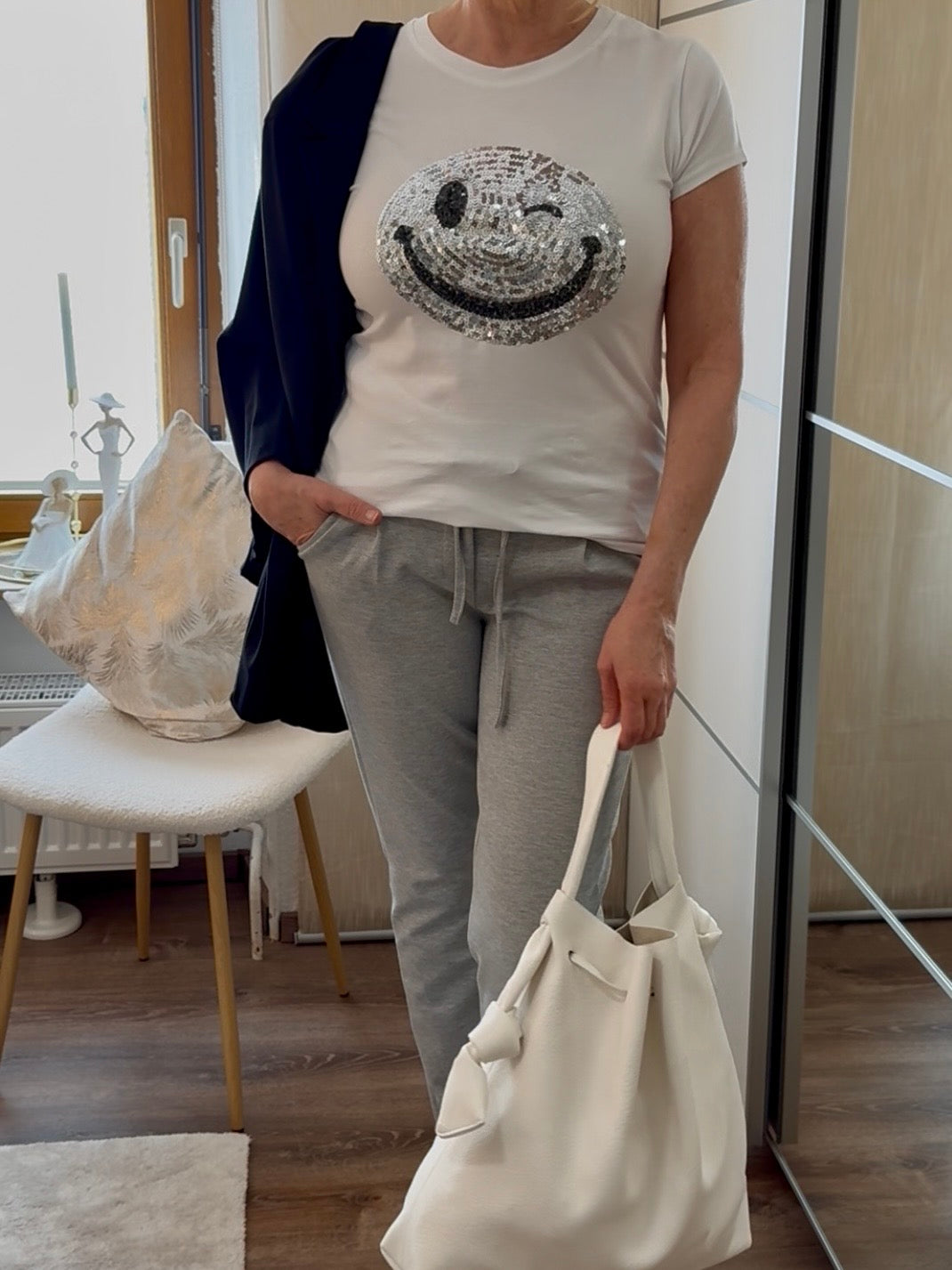T - Shirt „Smile“ Einheitsgrösse Gr. 34 - 38 in weiß - schwarz
