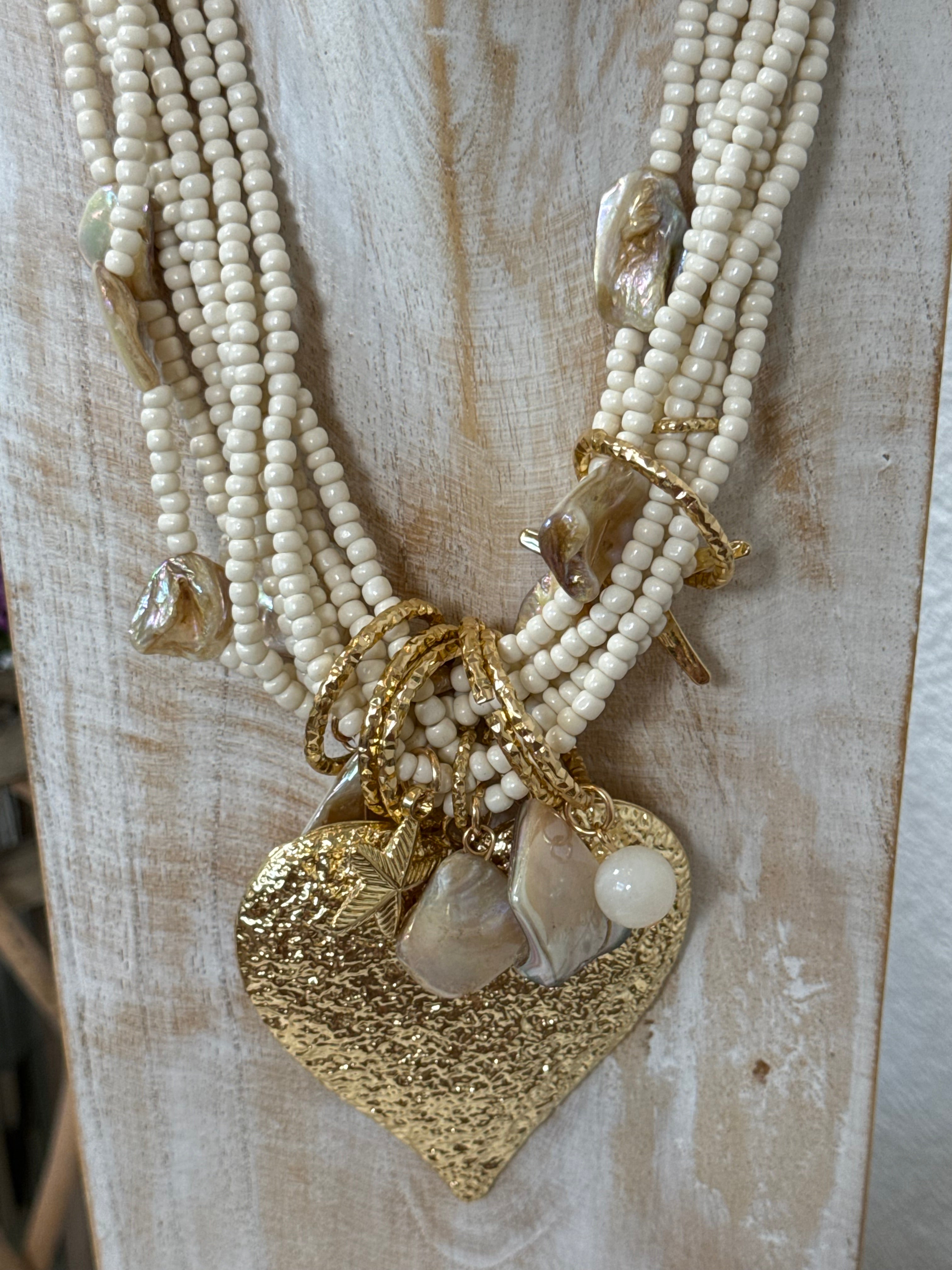 Boho - Muschel - Perlen - Kette in weiß - gold in 3 Motiven