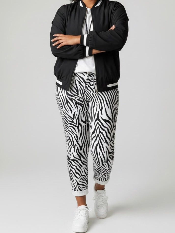 Hochwertiger Blouson mit „Strickbündchen“ Einheitsgrösse Gr. 42 - 46 in schwarz