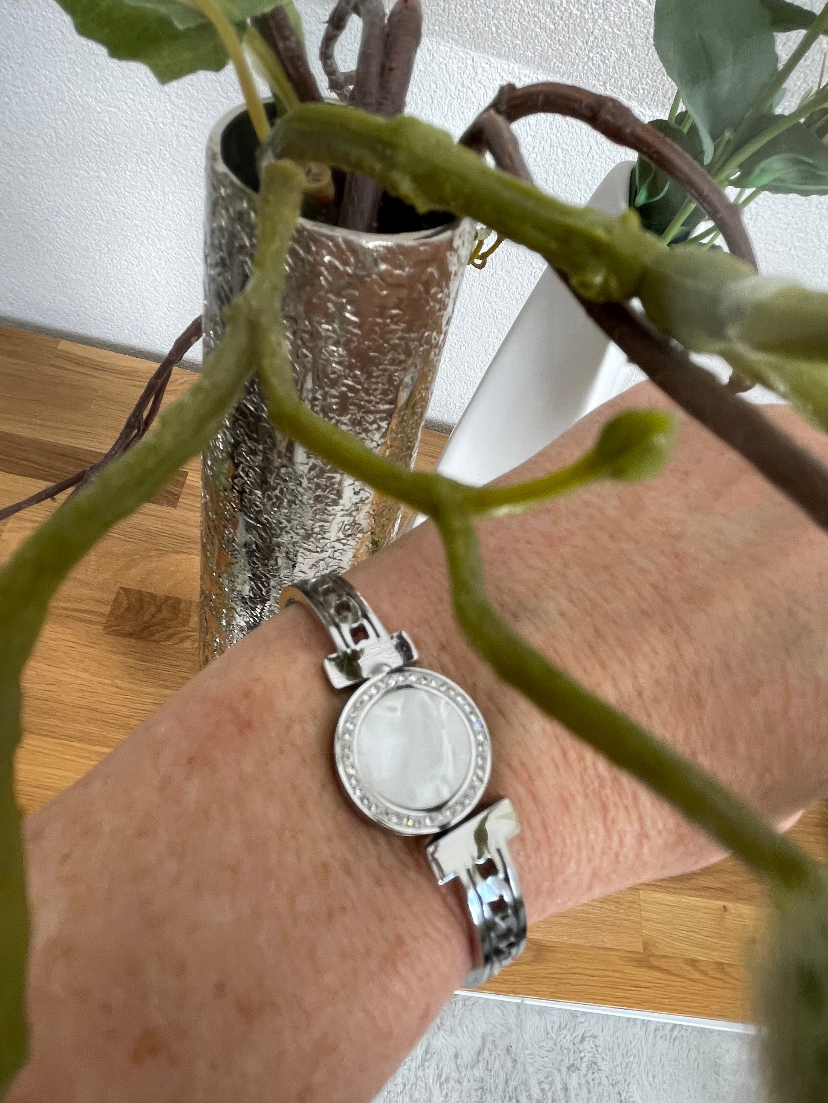 Damen - Armreif mit Magnetverschluss, verschiedene Motive