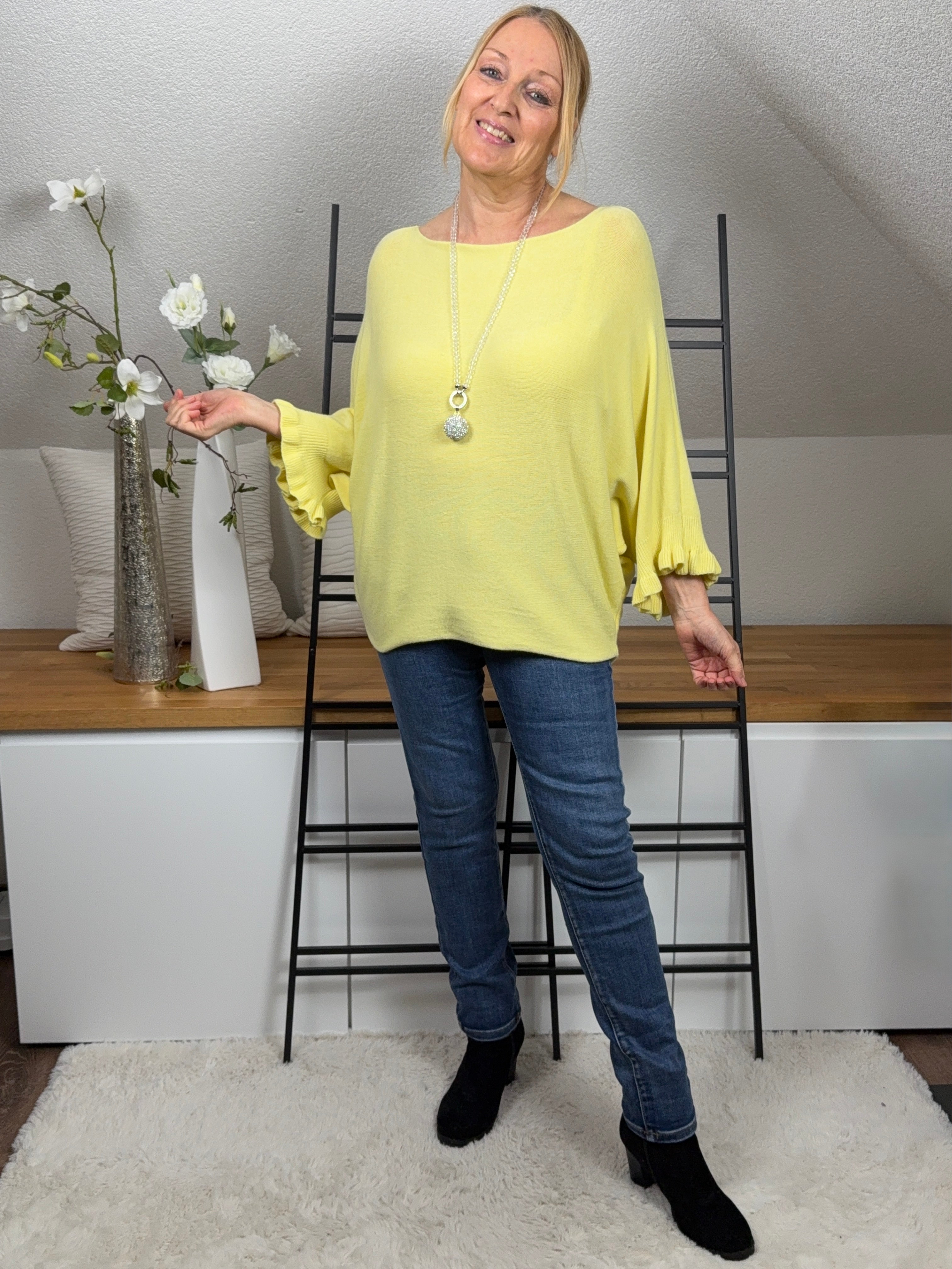 Damen - Feinstrick - Pullover mit Arm - Rüschen Einheitsgrösse Gr. 36 - 46/48 in 3 Farben