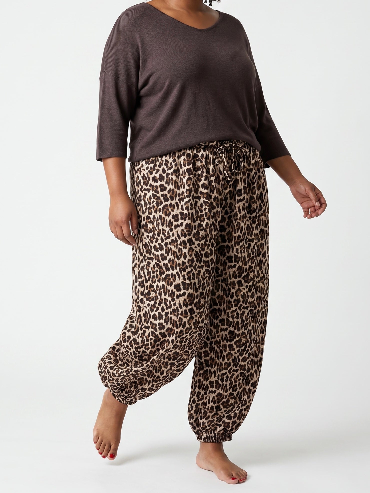 Ballonhose mit Kordelzug „Animal Print“in schoko - natur