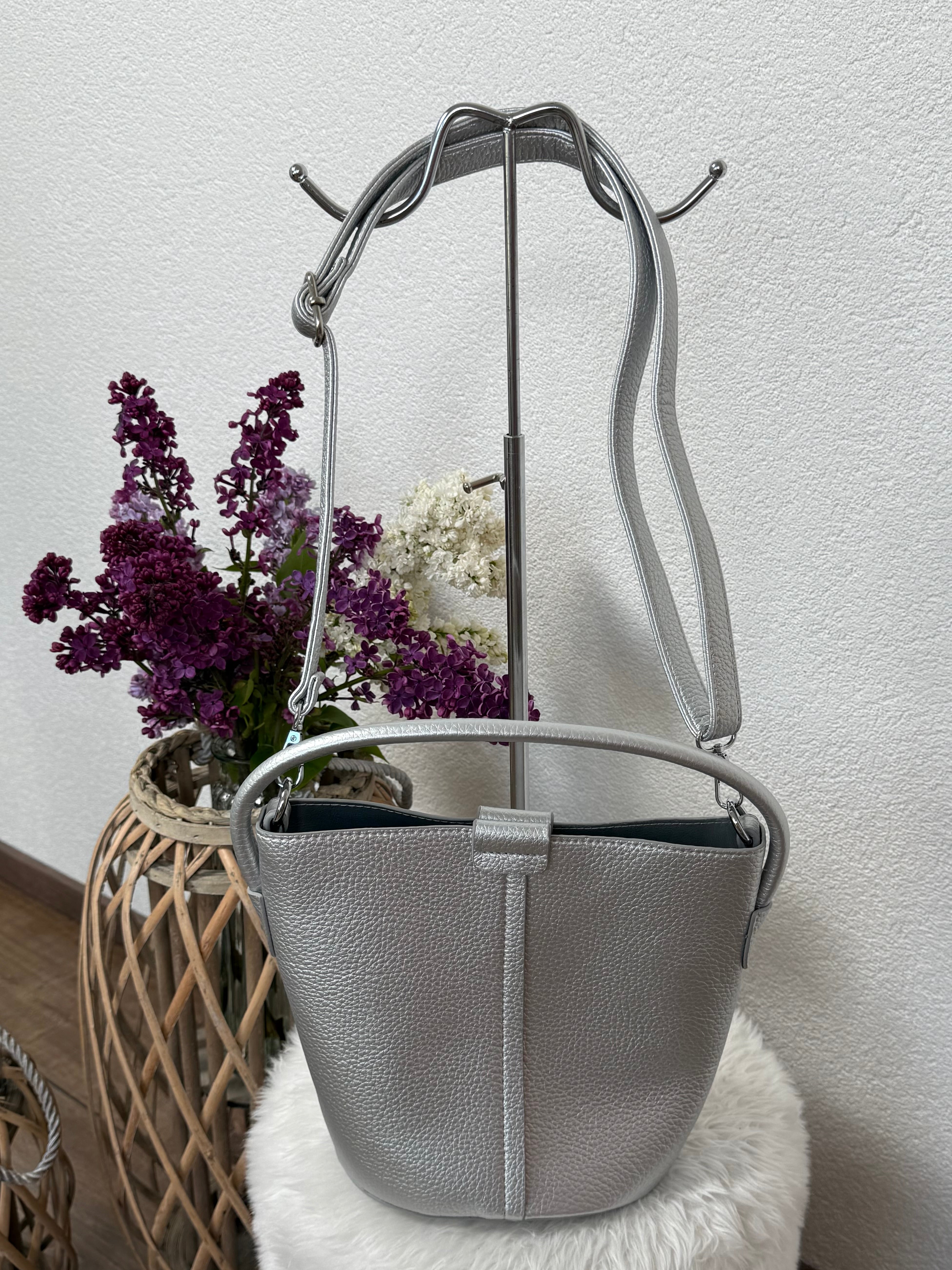 2 tlg. elegante Schulter - Tasche in silber