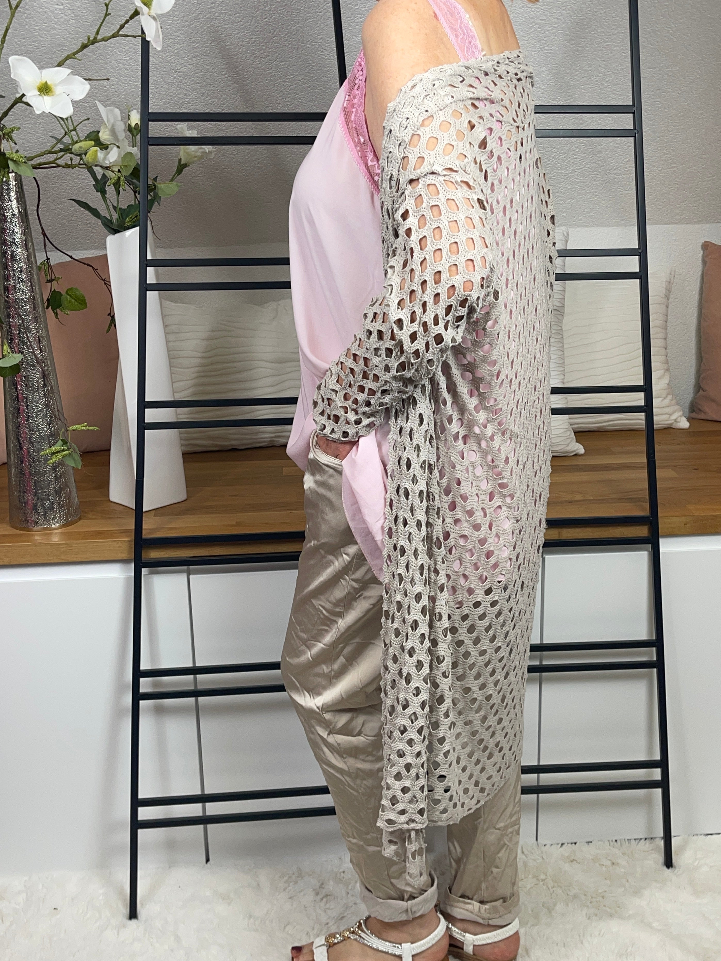 !!!!KEINE RETOURE MÖGLICH!!!! Cardigan „Lochi“ Einheitsgrösse Gr. 36 - 44/46