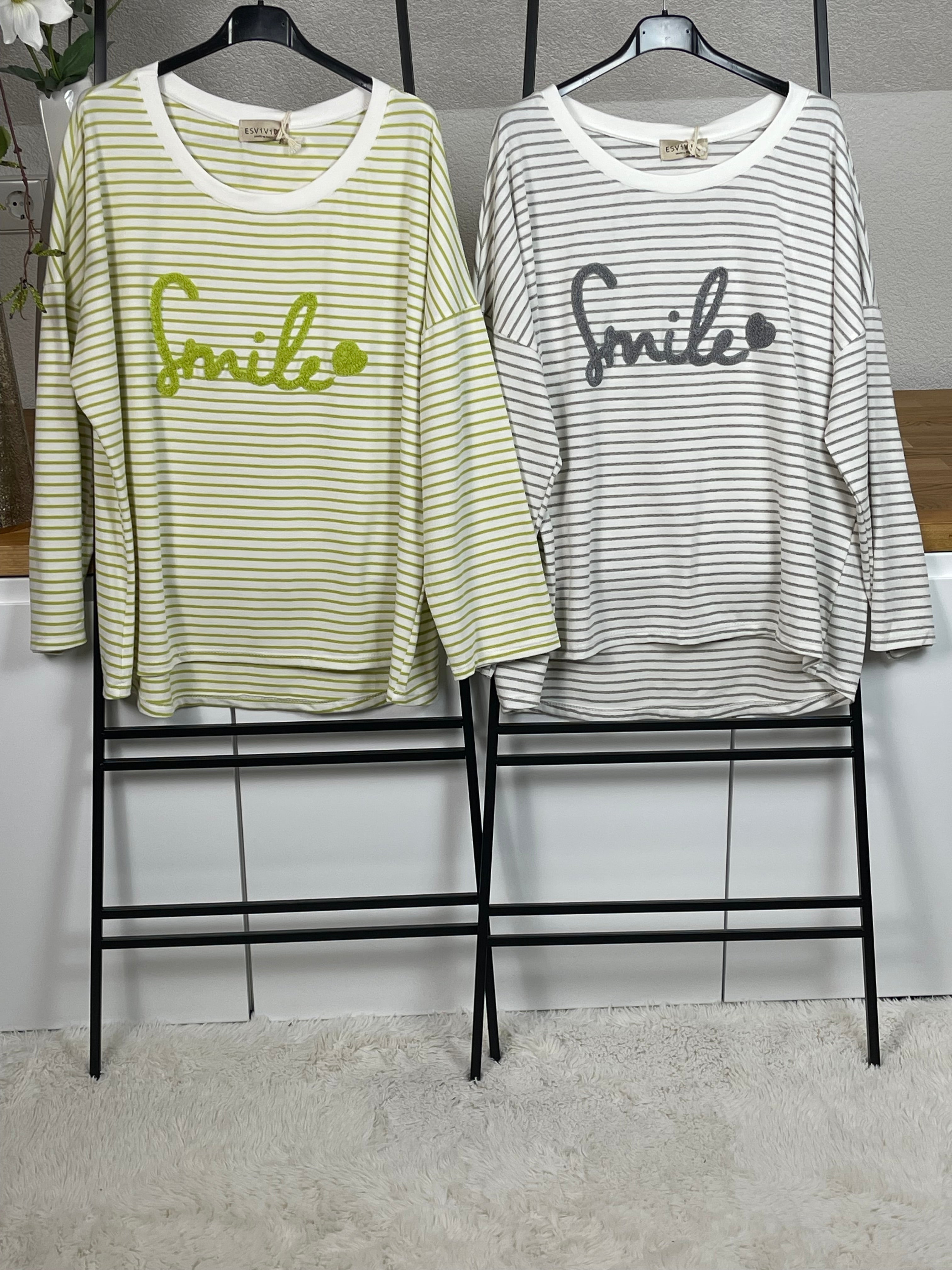 !!!!KEINE RETOURE MÖGLICH!!!! 
Pullover „Smile“ von „Esvivid“ Einheitsgrösse Gr. 36 - 42