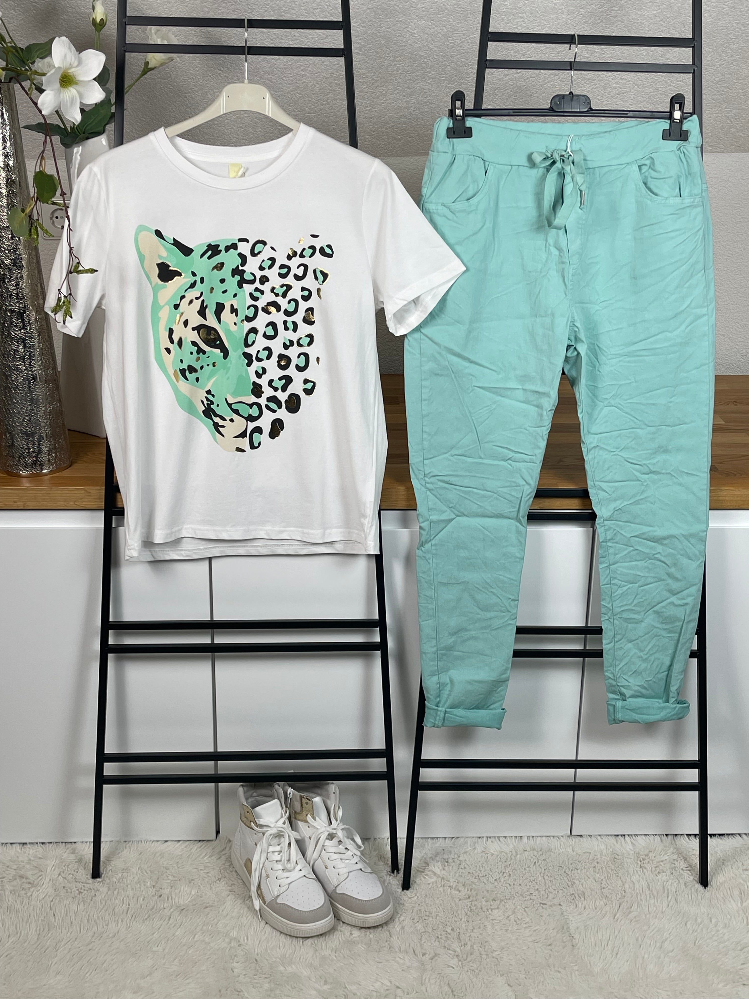 !!!!KEINE RETOURE MÖGLICH!!!! T - Shirt „Tiger“ Einheitsgrösse Gr. 36 - 40 in 4 Farben