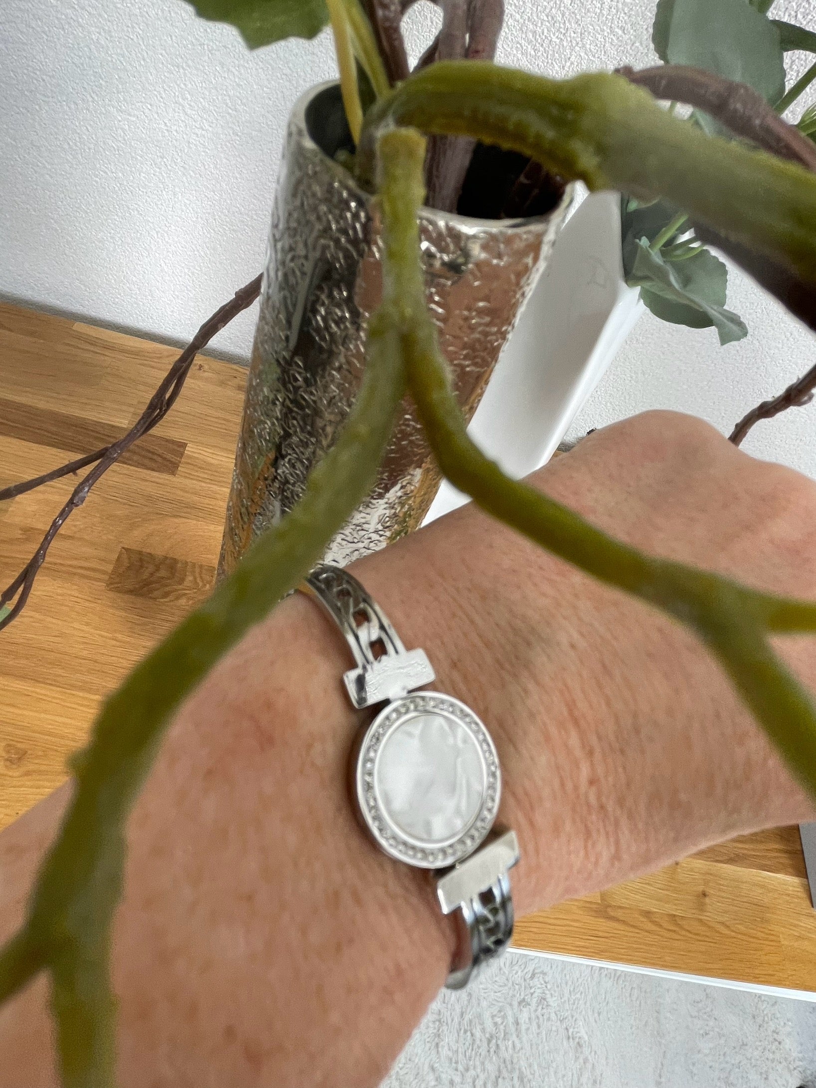 Damen - Armreif mit Magnetverschluss, verschiedene Motive