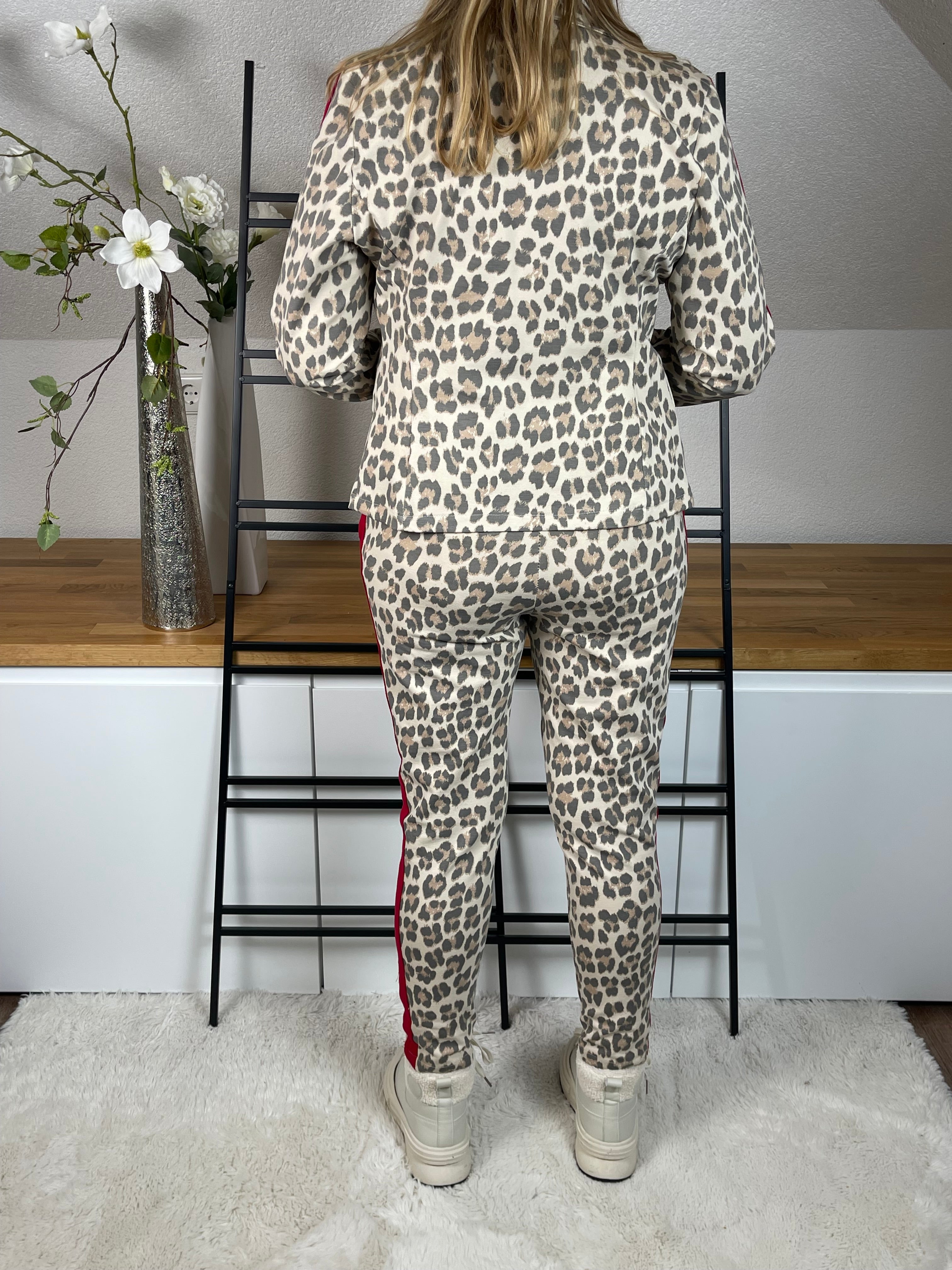 !!!!KEINE RETOURE MÖGLICH!!!! Jogpant „Animal“ Gr. 36 - 42