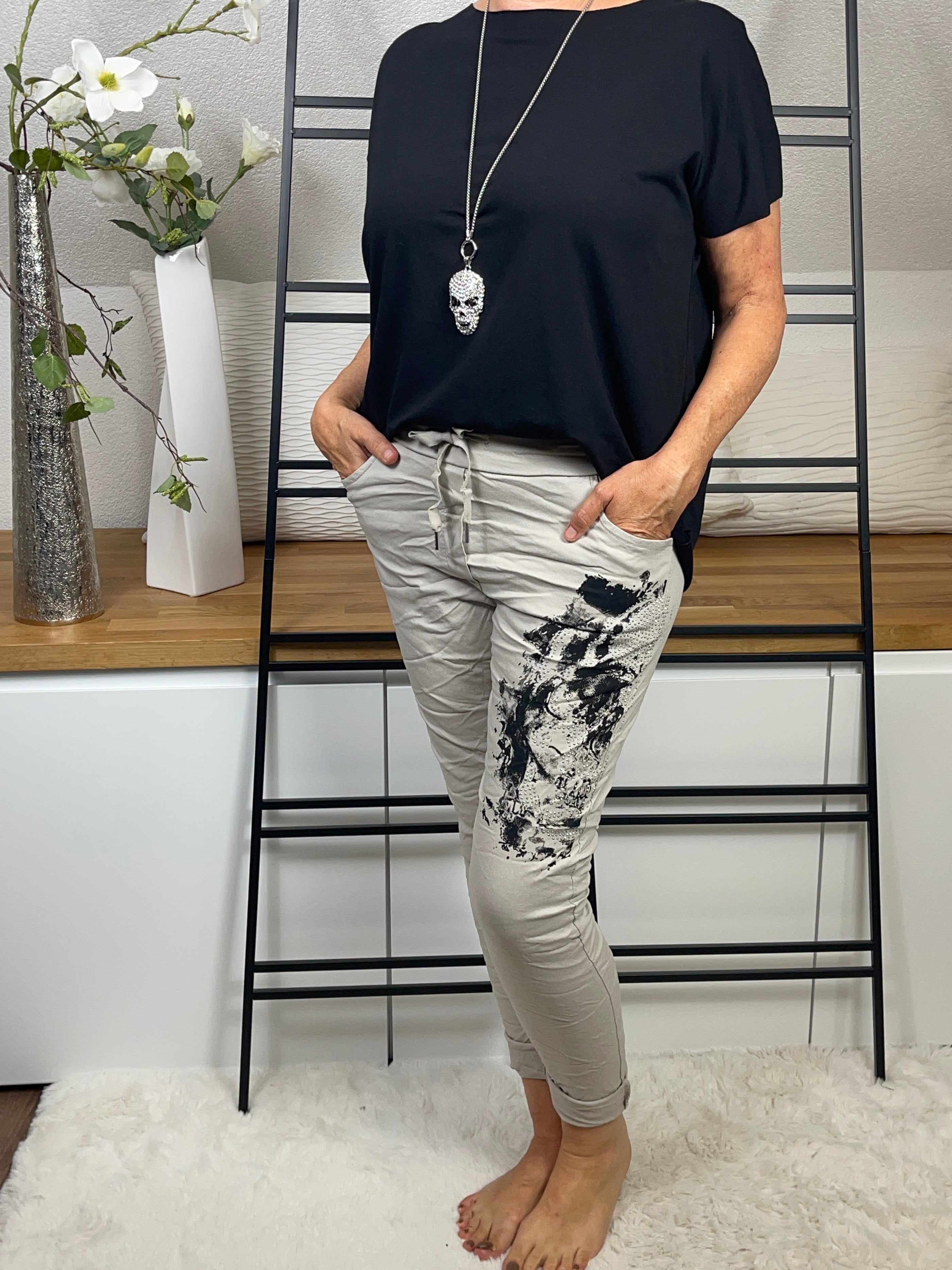 Damen - Jogpant „Skull“ Einheitsgrösse Gr. 38 - 42 in 5 Farben