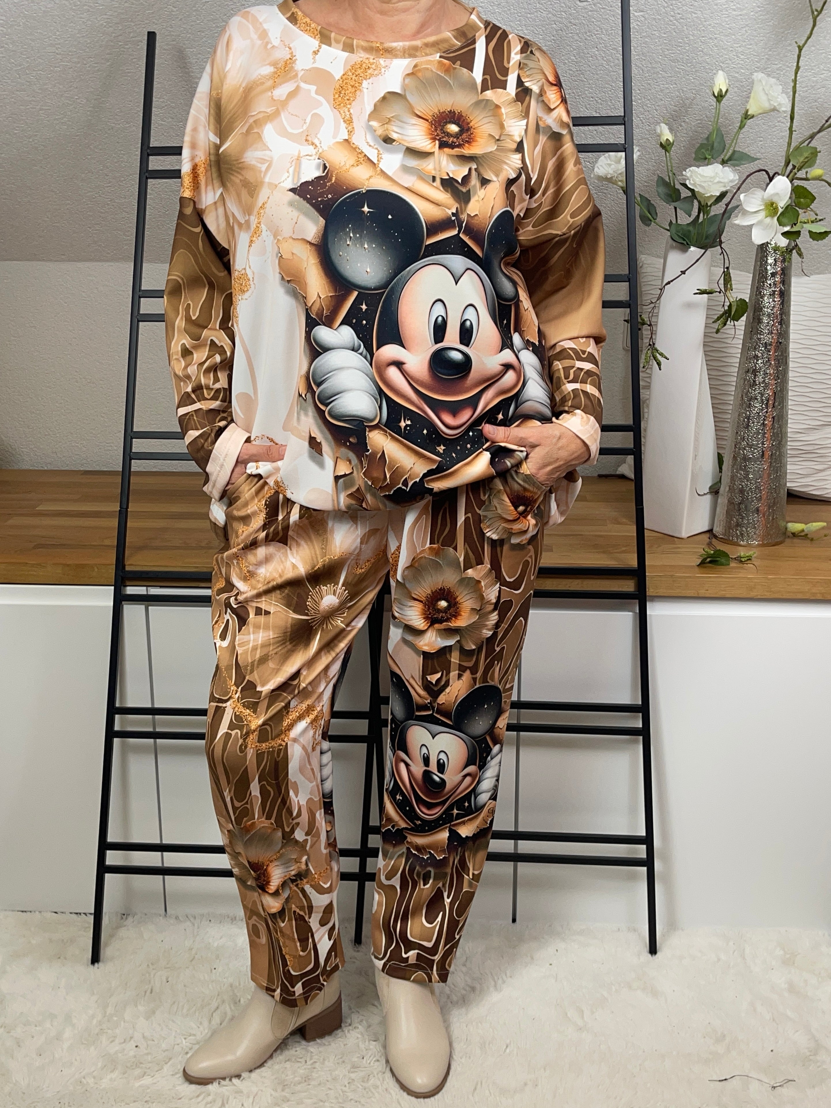 Damen - Jogpant „Mickey“ mit „Wow“ Effekt Einheitsgrösse Gr. 42/44 - 50 in 2 Farben