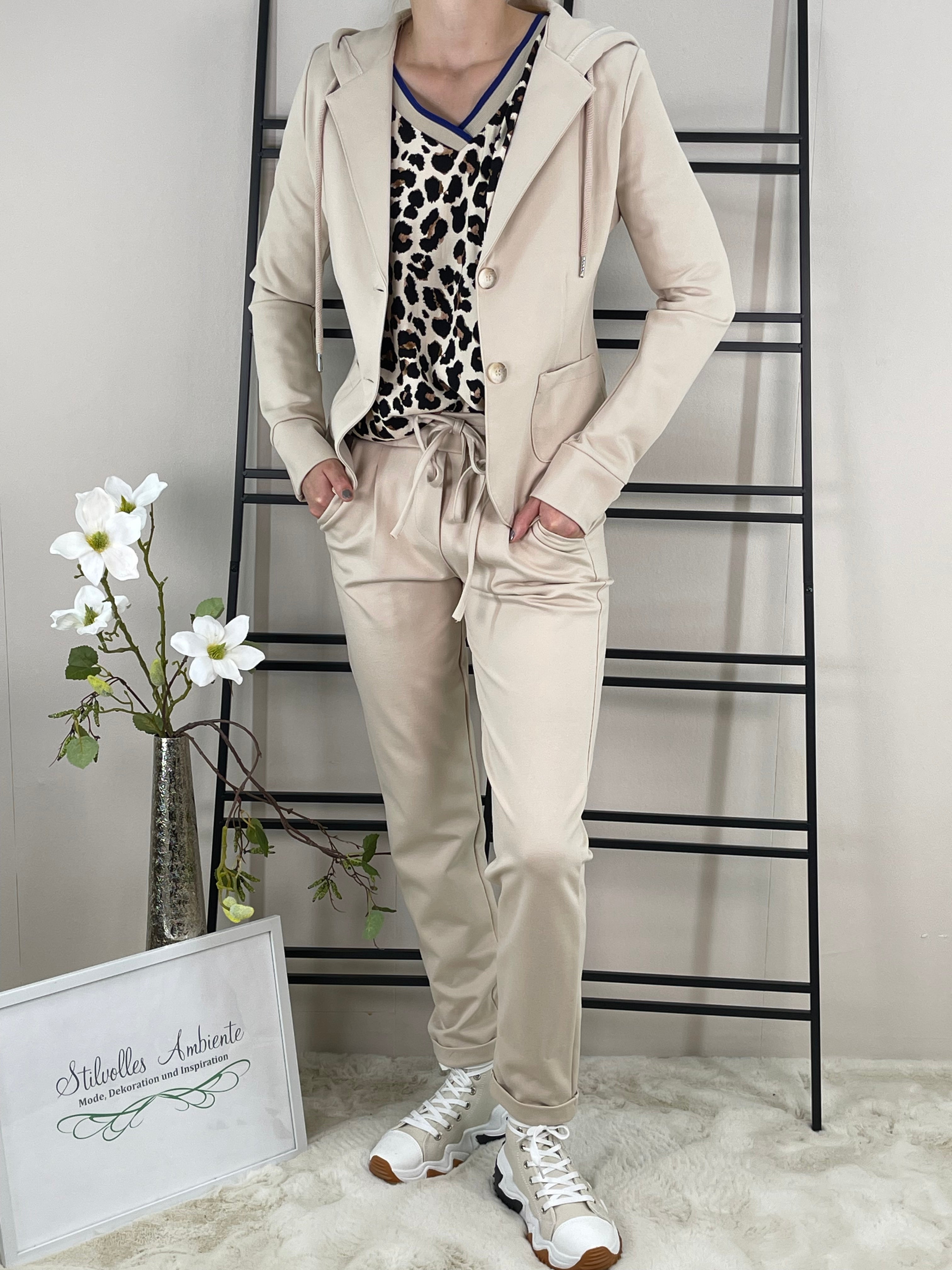 !!!!KEINE RETOURE MÖGLICH!!!! Jogpant„Esvivid“ Gr. 34 - 44 in hellbeige