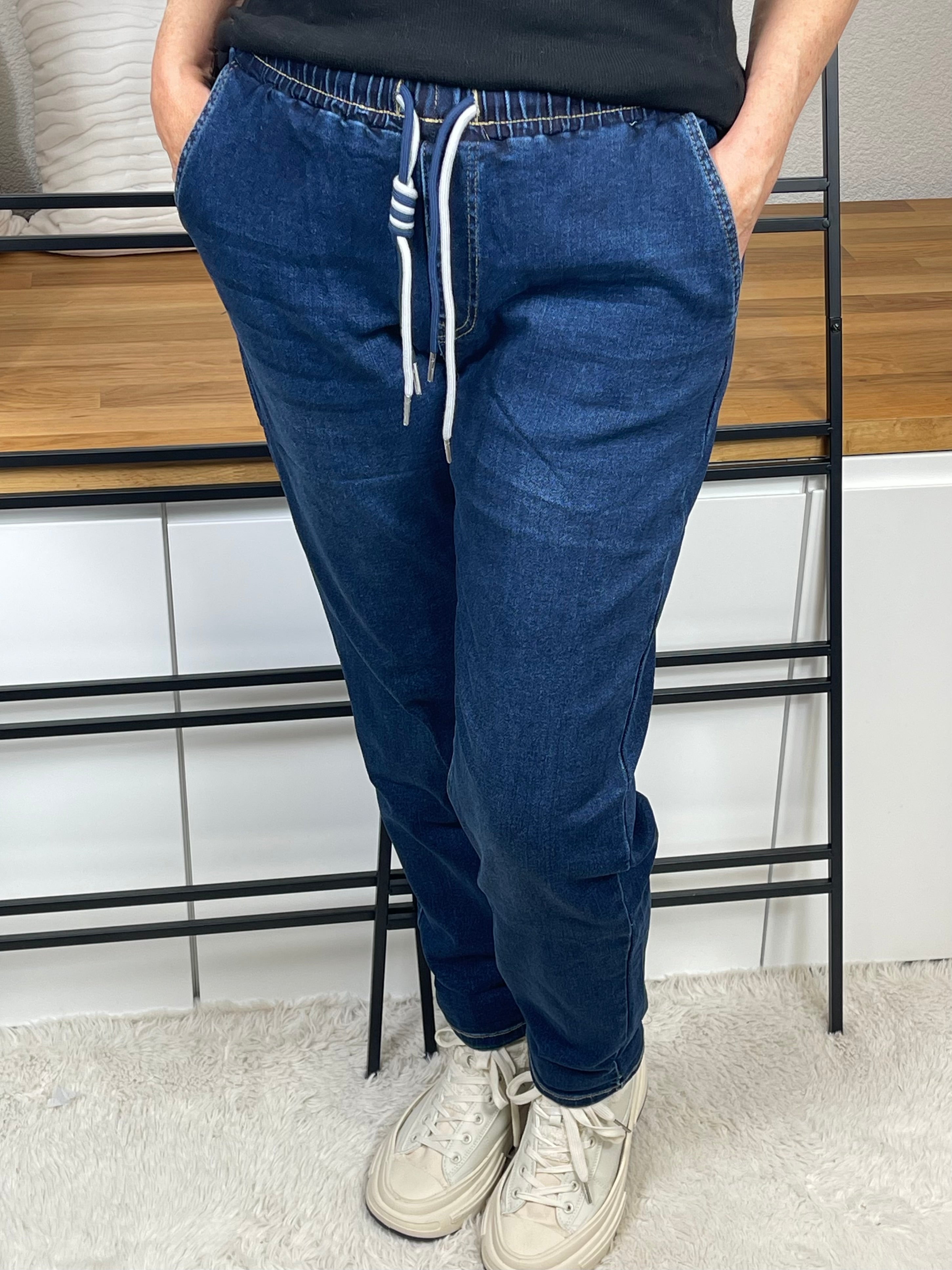 !!!Fällt sehr groß aus!!!        Schicke Damen - Jeans - Jogpant mit toller Kordel Größe 42 - 52 in blau