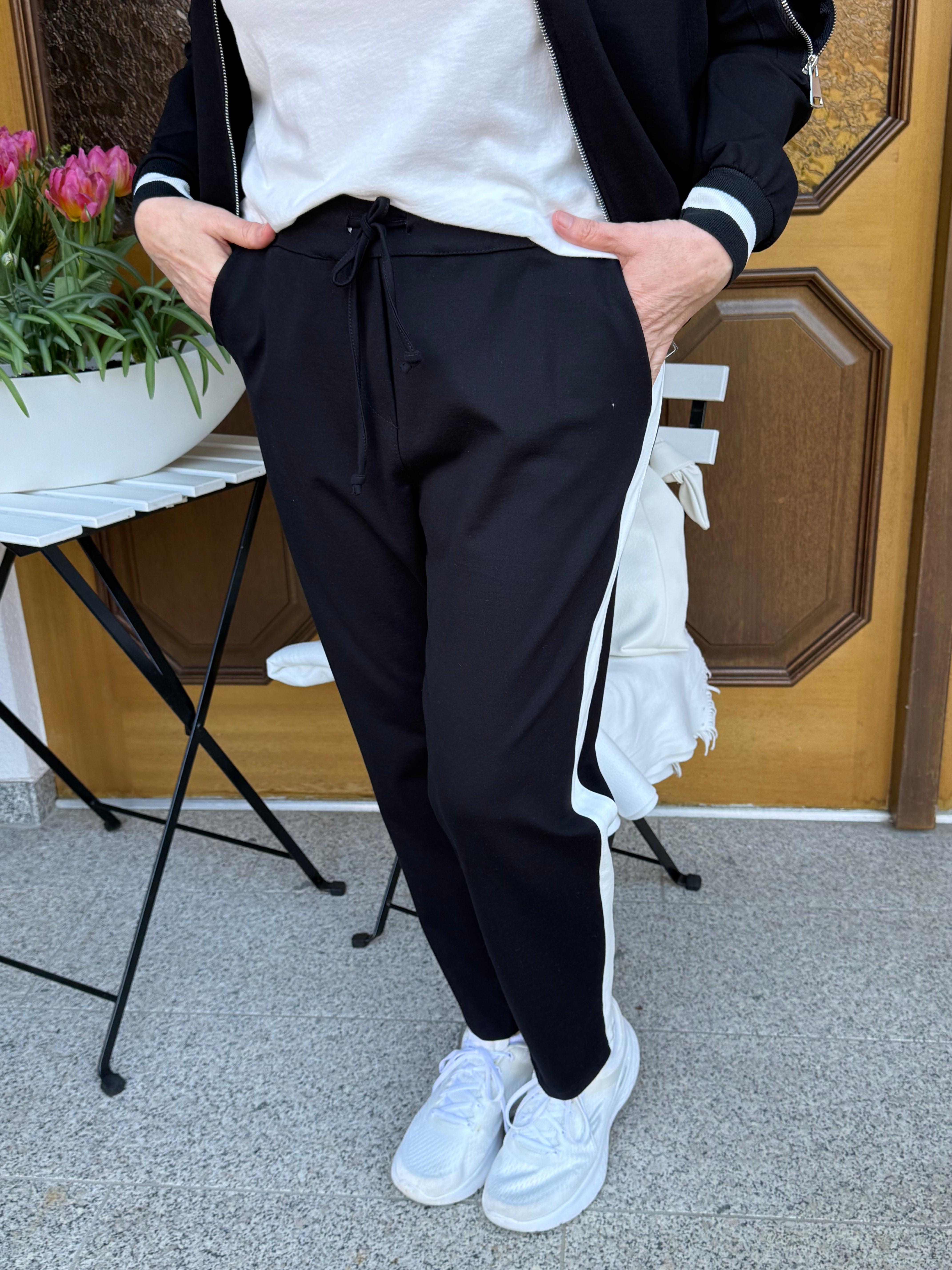 Jogpant Gr. 36 - 42 in schwarz