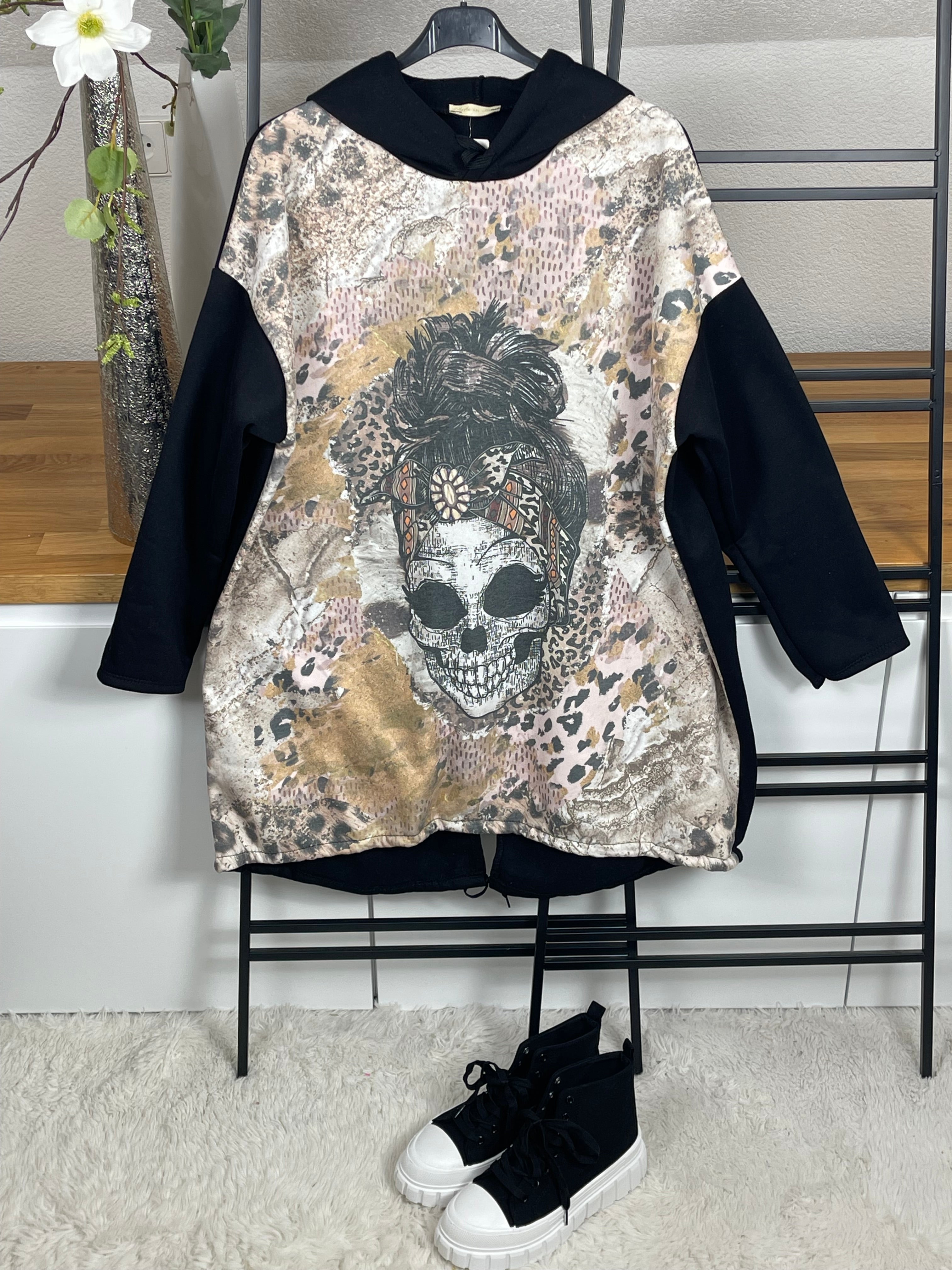 !!!!KEINE RETOURE MÖGLICH!!!! Hoodie „Totenkopf“ „Alisa“ Einheitsgrösse Gr. 40 - 48