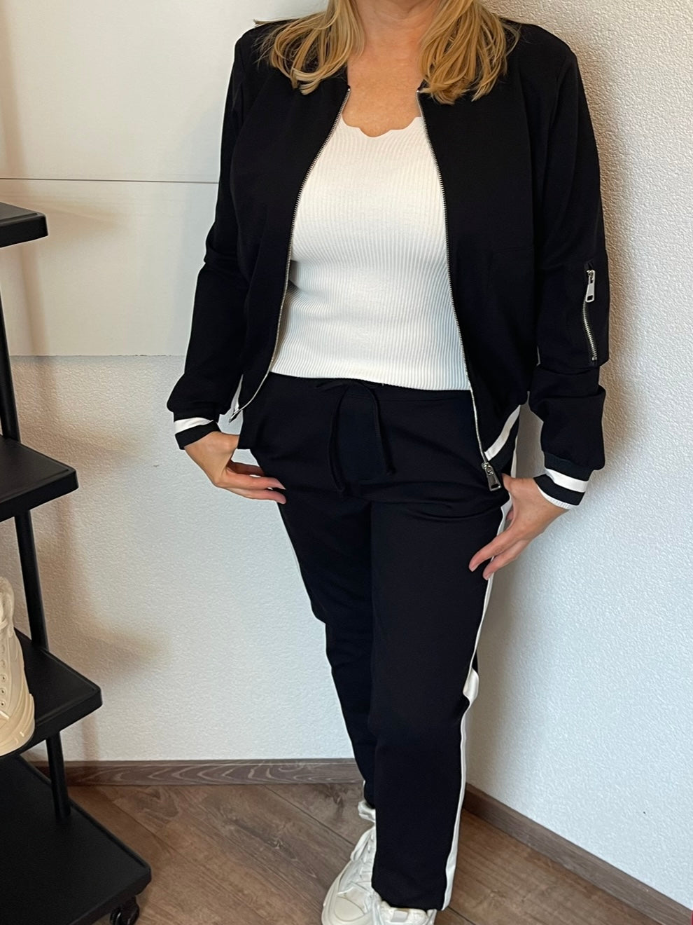 Damen - Jogpant passend zum Hosenanzug „Tessa“ in schwarz