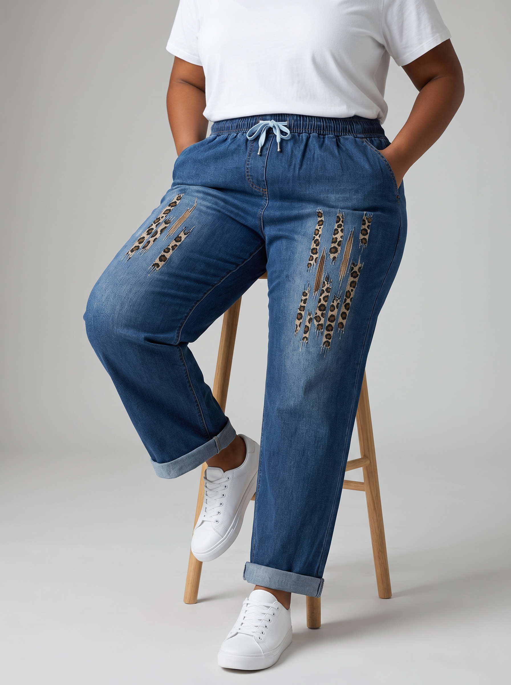 Jeans „Sienna Leo“ mit Kordelzug in blau