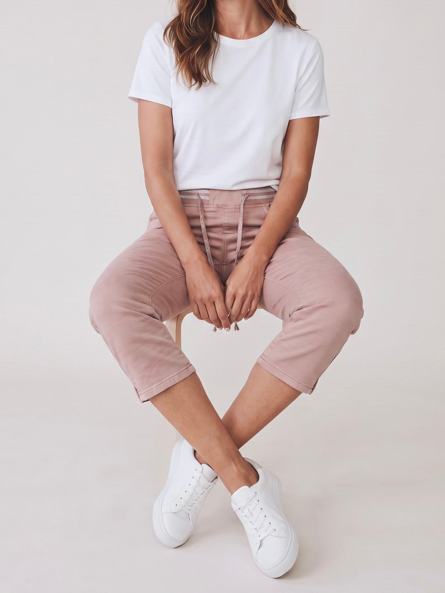 3/4 Jeans mit Kordel und auffälligem Bund in rose