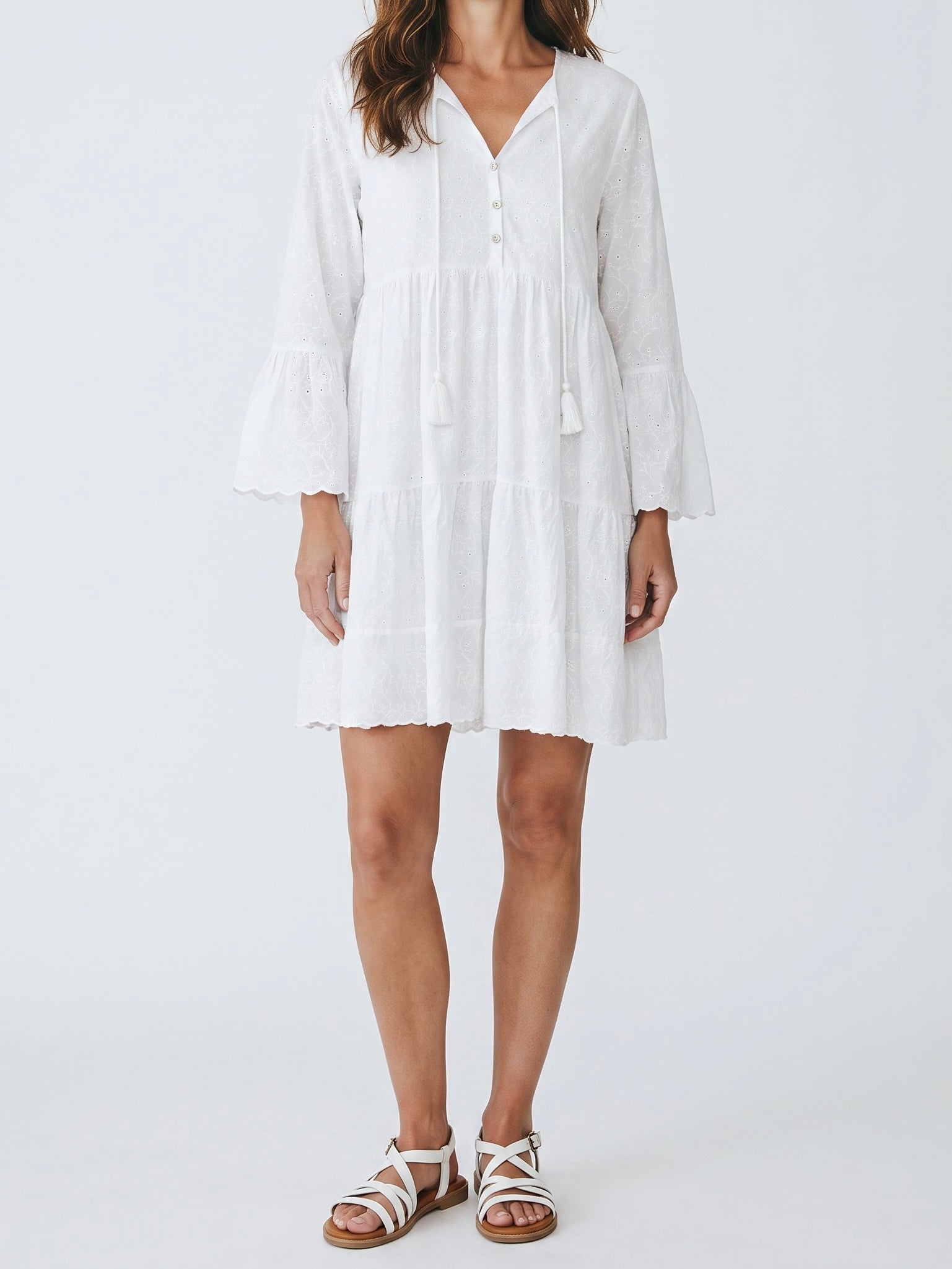 Boho - Tunika - Kleid mit Lochstickerei & Quasten in weiß
