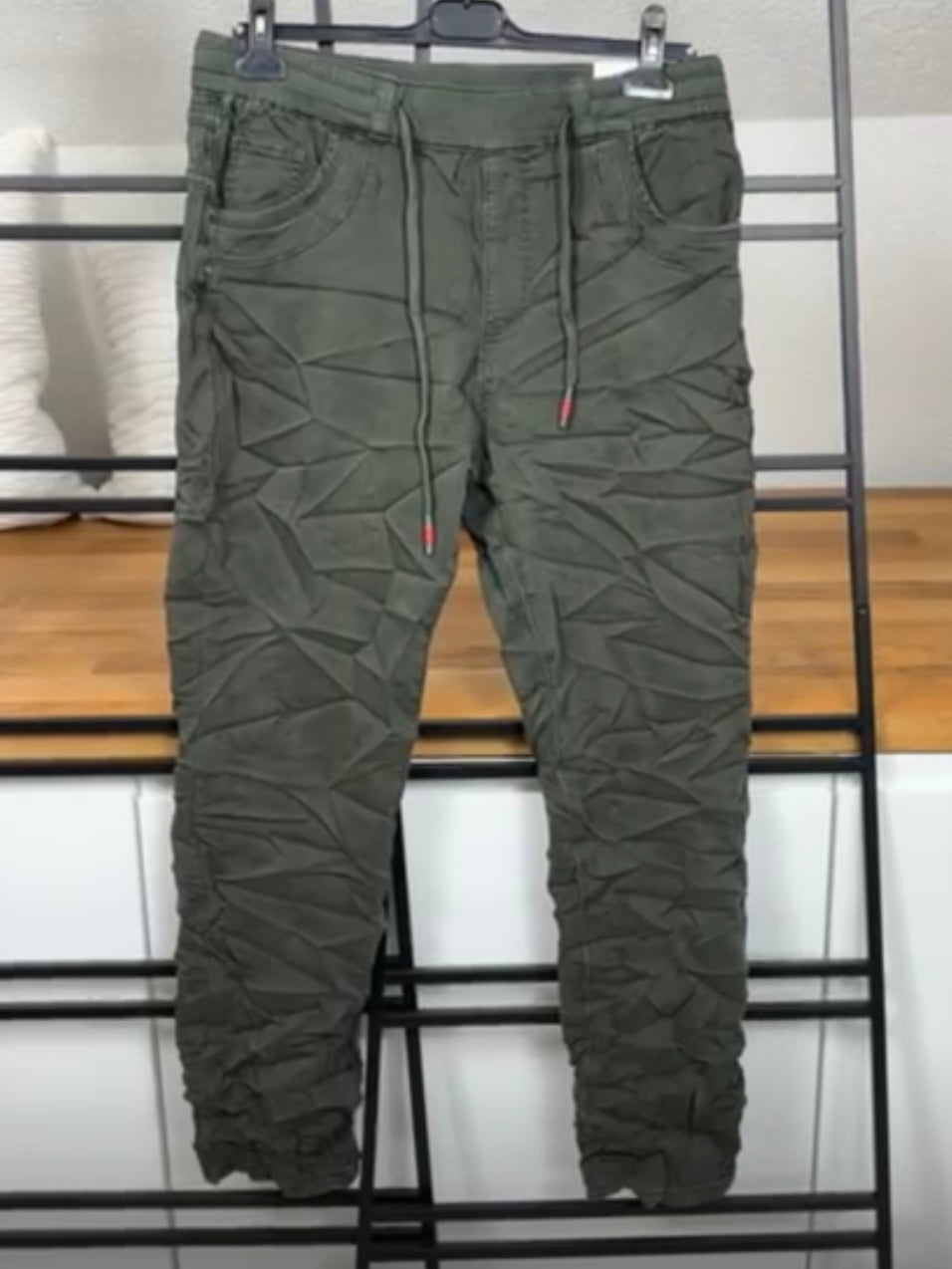 Damen - Jeans - Jogpant Gr. 42 - 48 in schwarz