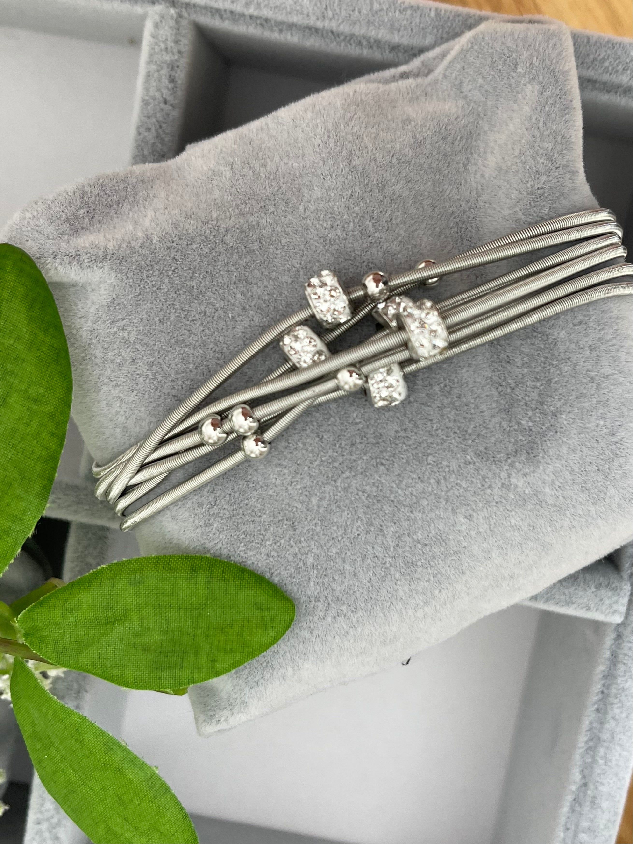 Elegantes Damen - Armband mit Magnetverschluss Edelstahl in 3 Farben